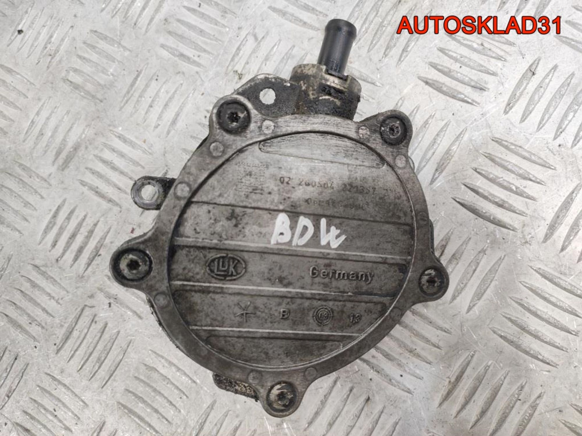 Насос вакуумный Audi A6 C6 2,4 BDW 06E145100C, 2300 рублей, Дубовое