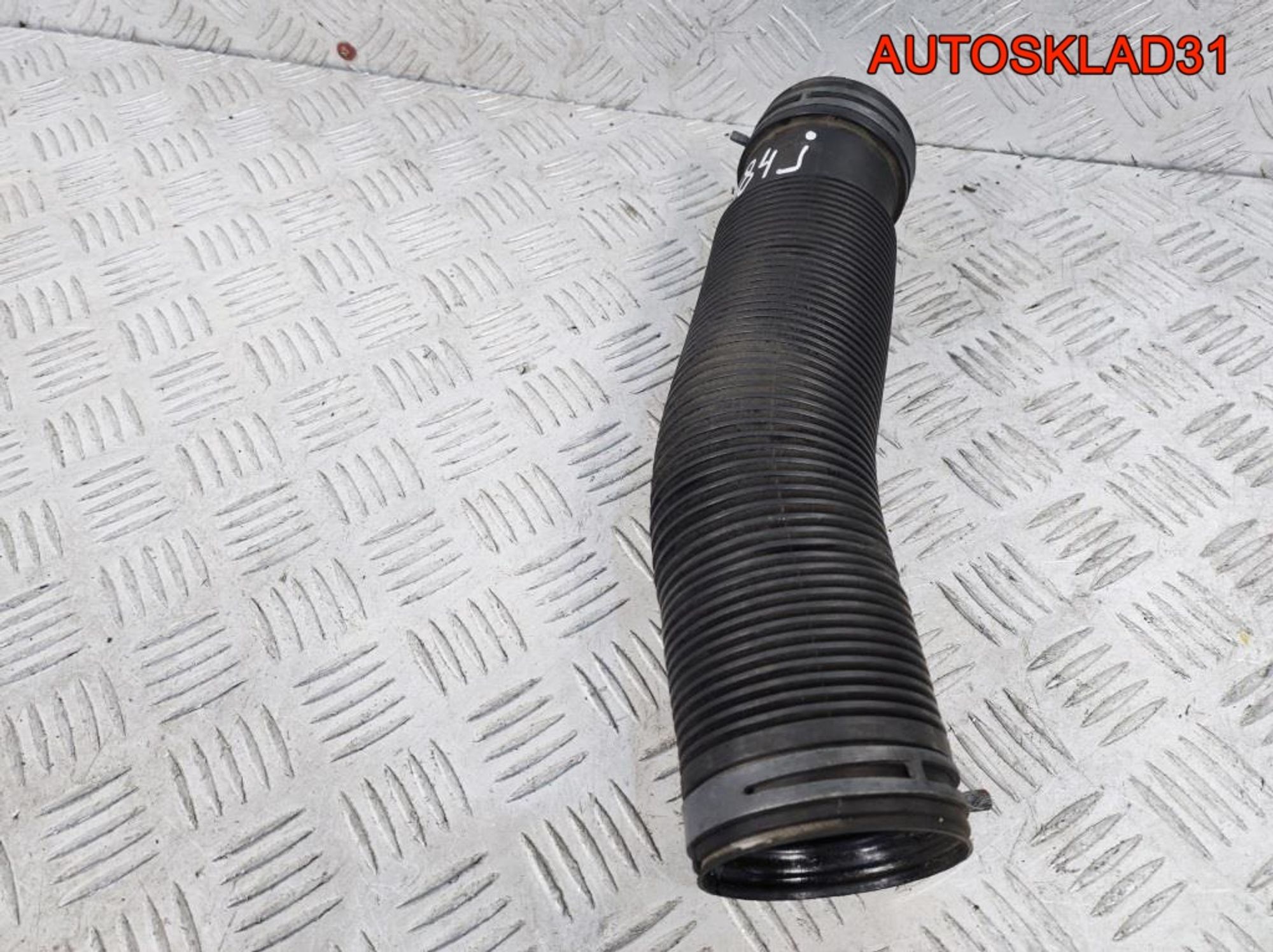 Патрубок воздушного фильтра VW Golf 4 1J0129684J, 900 рублей, Дубовое