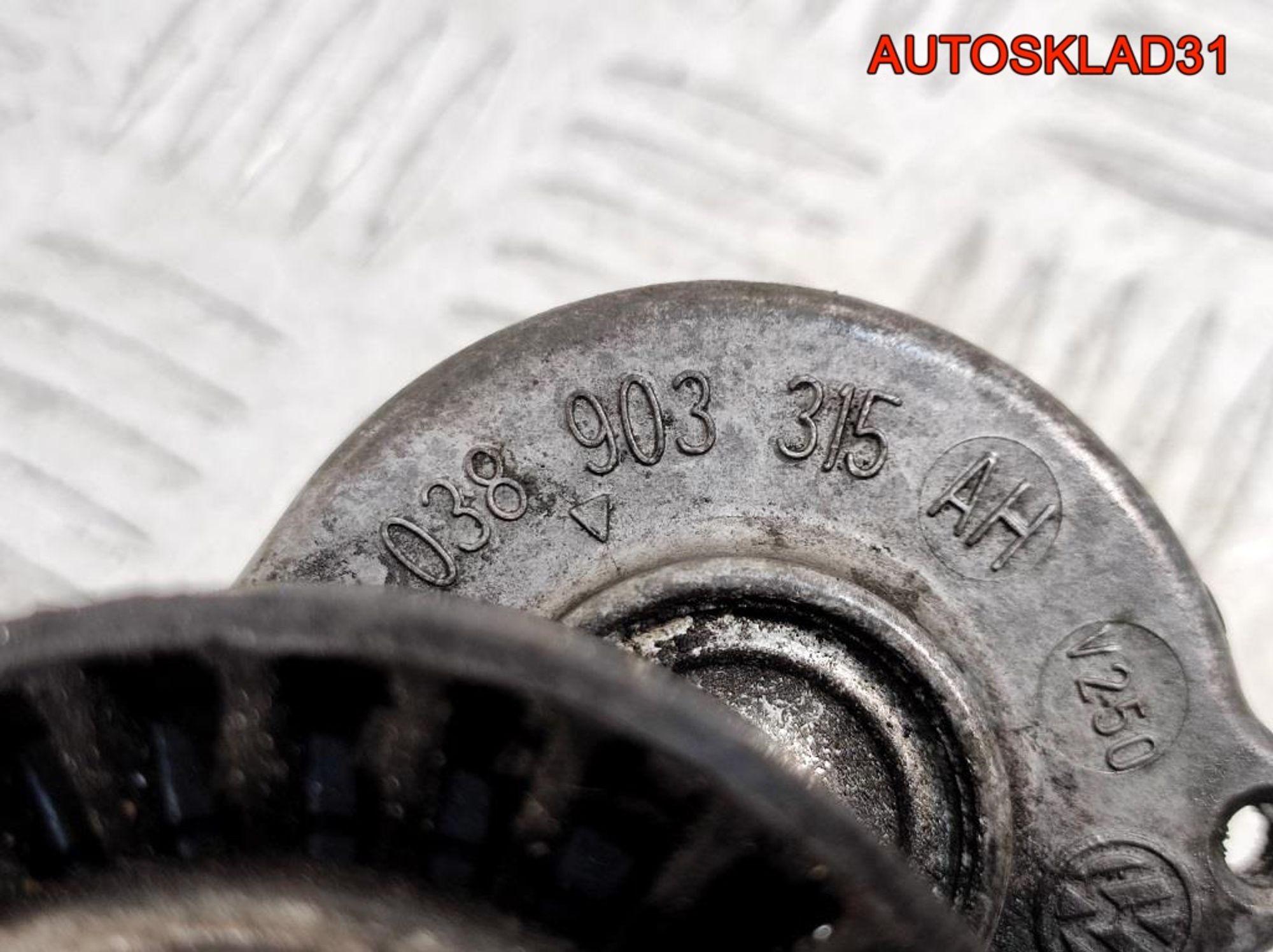 Натяжитель ремня VW Touran 1.9 AVQ Дизель 038903315AH, 500 рублей, Дубовое