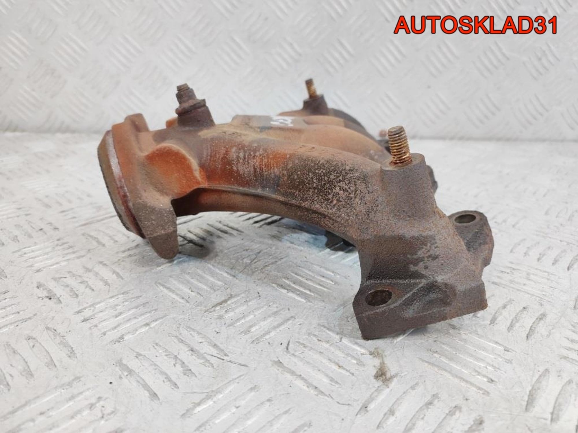 Коллектор выпускной Renault Logan 1,4 K7J Бензин 6001548025, 3500 рублей, Дубовое