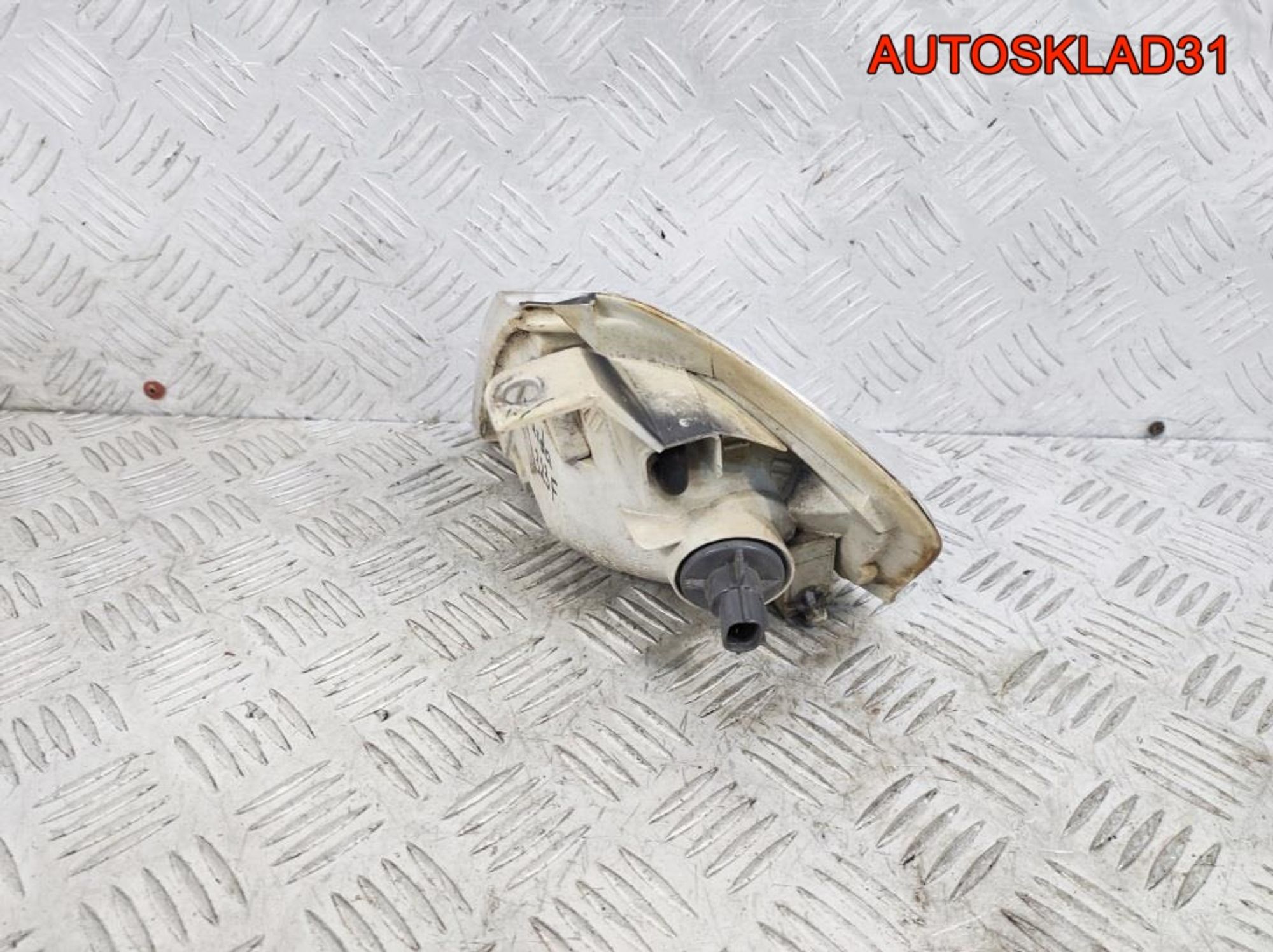 Указатель поворота правый белый Mazda 323 BJ, 700 рублей, Дубовое