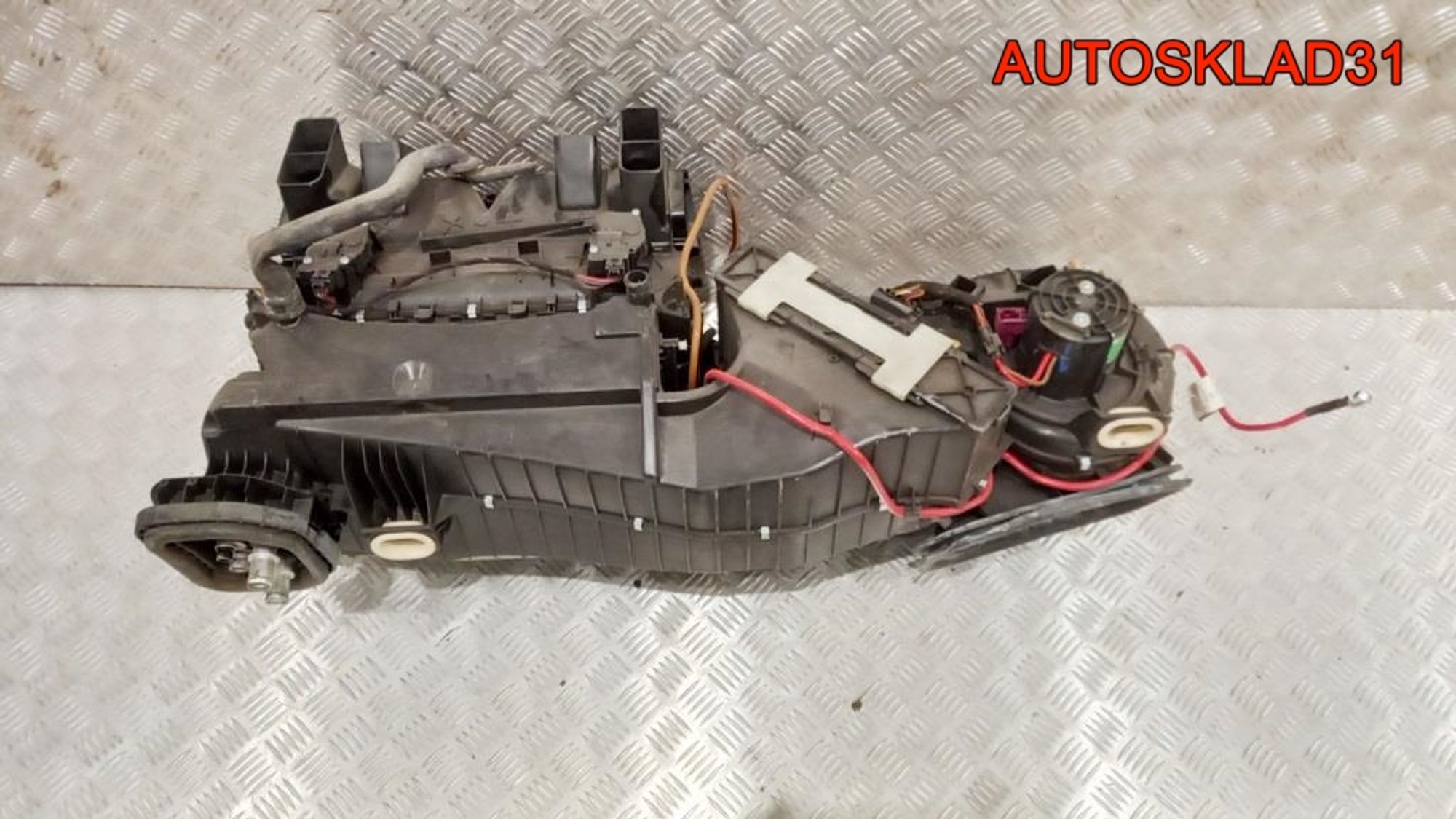 Корпус отопителя в сборе Mercedes Benz W204 A2048302260, 15000 рублей, Дубовое