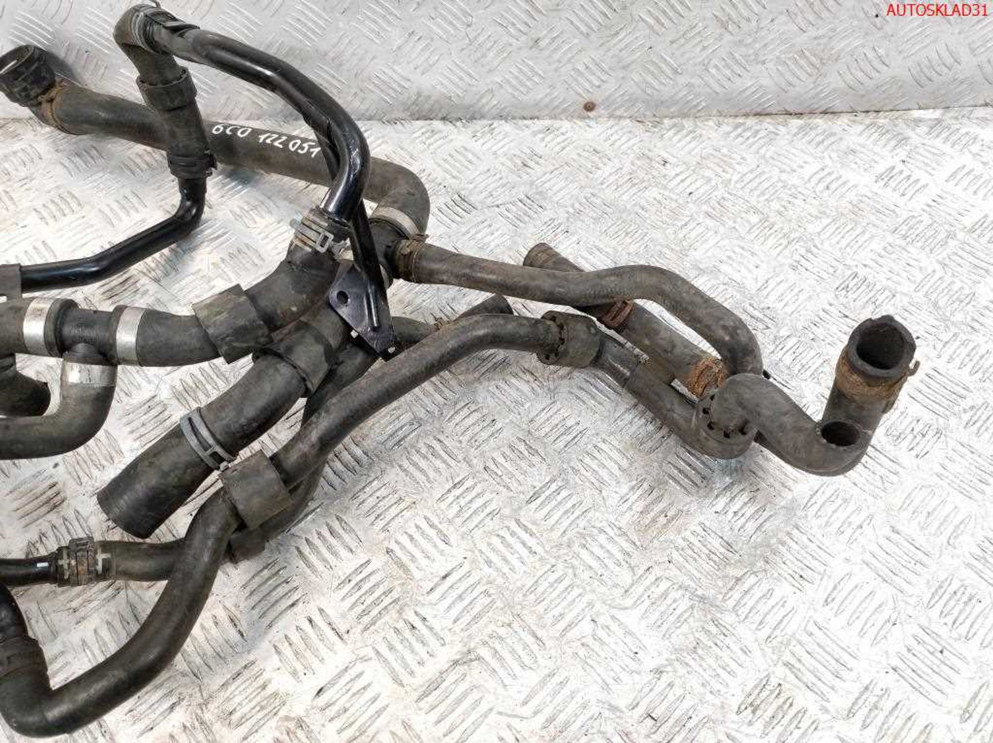 Трубка системы охлаждения Skoda Rapid 1,6 CXM Дизель 6C122051AC, 6000 рублей, Дубовое