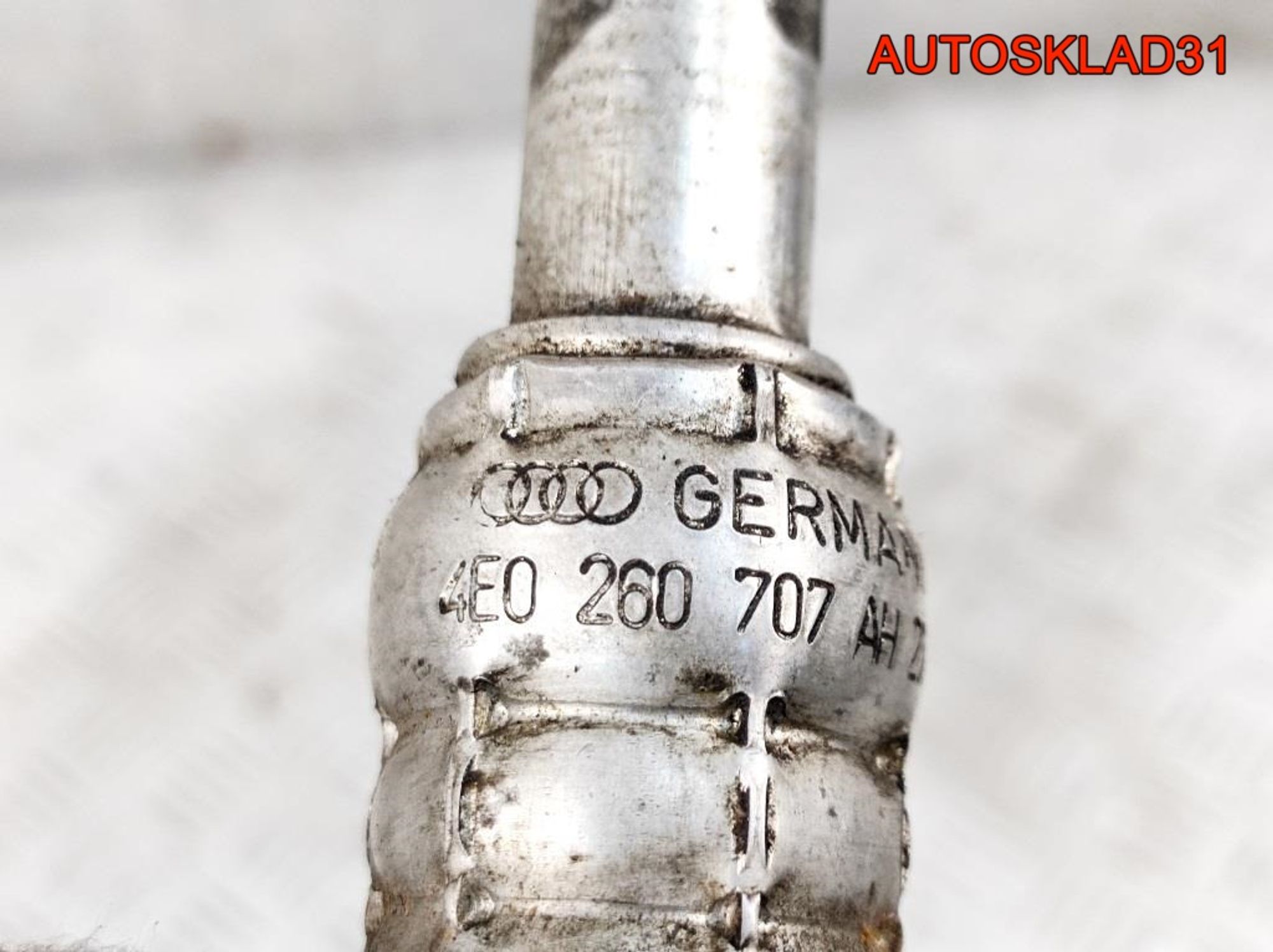 Трубка кондиционера Audi A8 D3 6.0BHT Бензин 4E0260701F, 2700 рублей, Дубовое