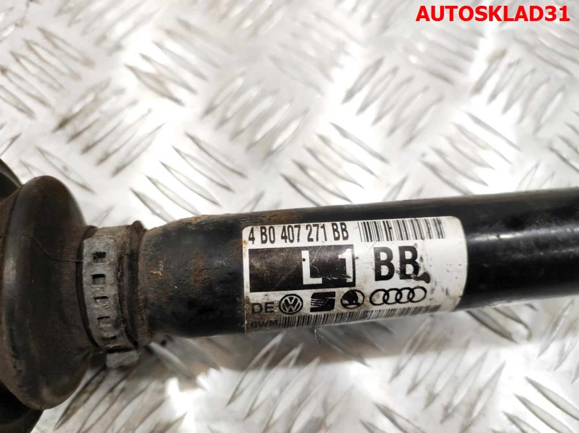Полуось передняя левая Audi A6 C5 2,5 BFC Дизель АКПП 4B0407271BB, 4000 рублей, Дубовое