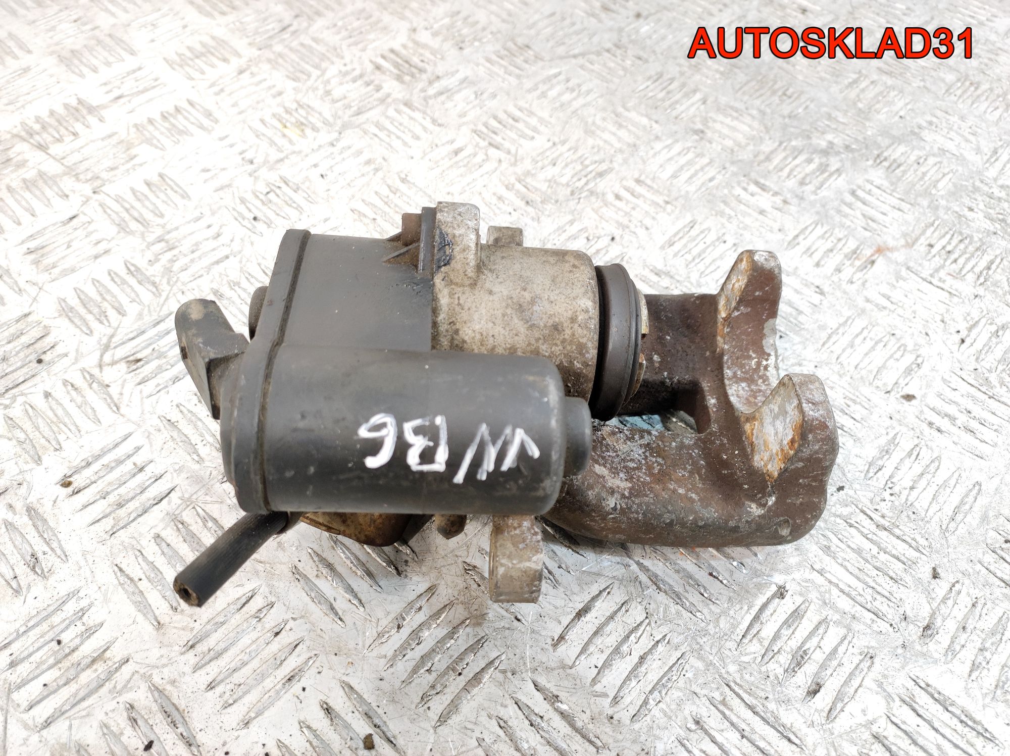 Суппорт тормозной задний левый VW Passat B6 3C0615403E, 7000 рублей, Дубовое