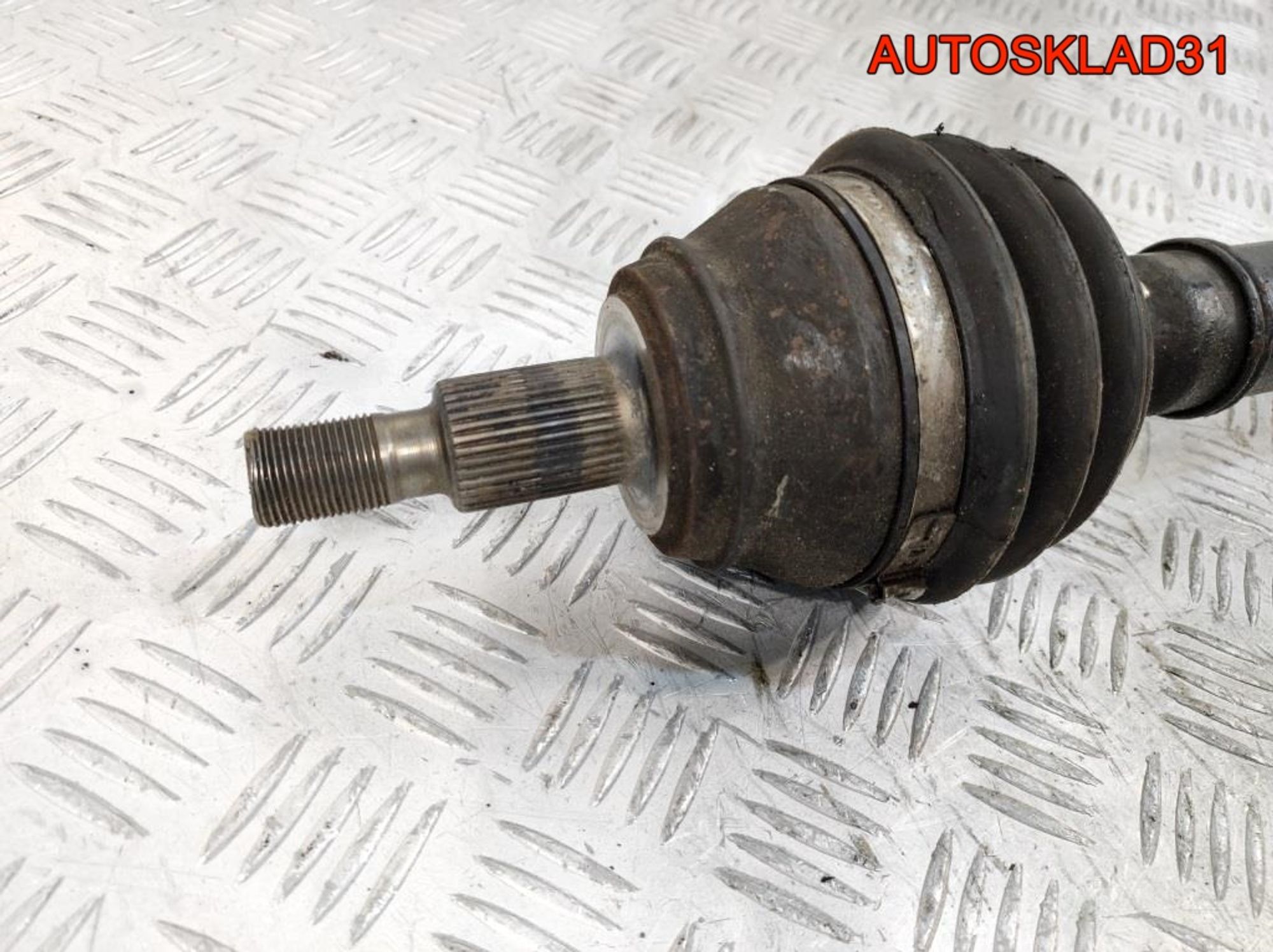 Полуось передняя правая VW Golf 4 1,6 Бензин 1J0407272GE, 4100 рублей, Дубовое