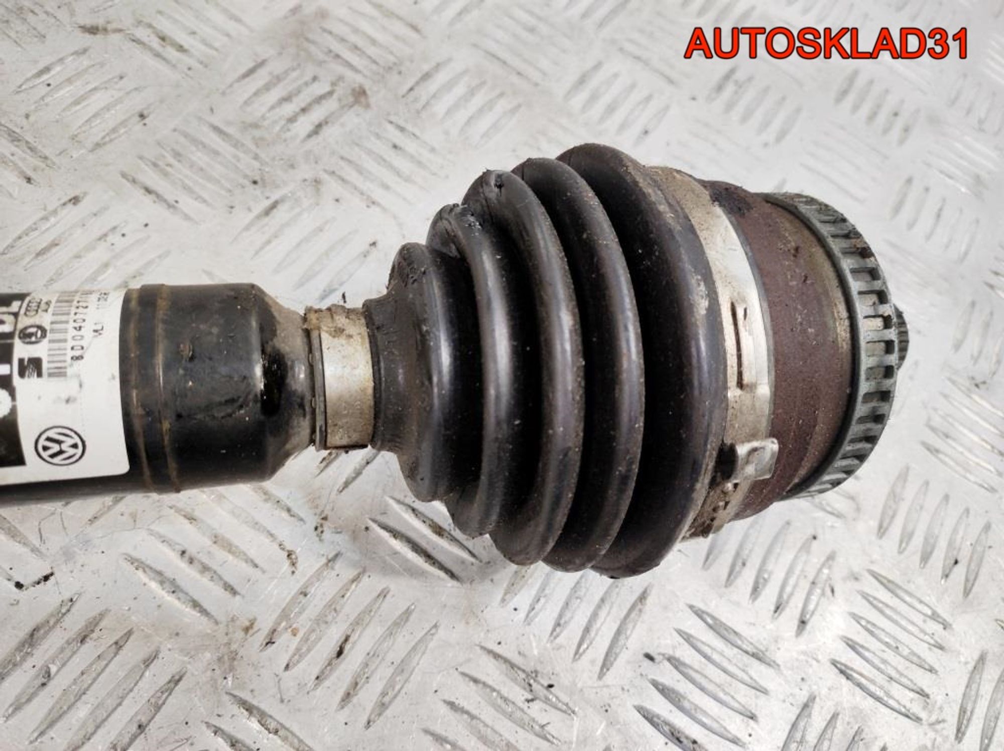 Полуось передняя левая АКПП VW Passat B5 8D0407271BE, 4100 рублей, Дубовое