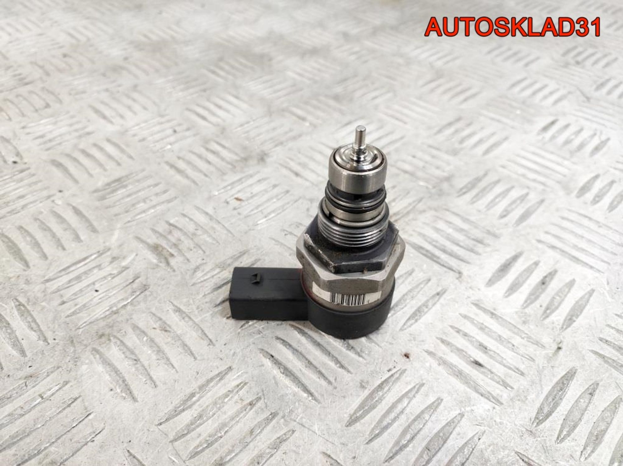 Датчик давления топлива VW Passat B6 057130764H, 7200 рублей, Дубовое