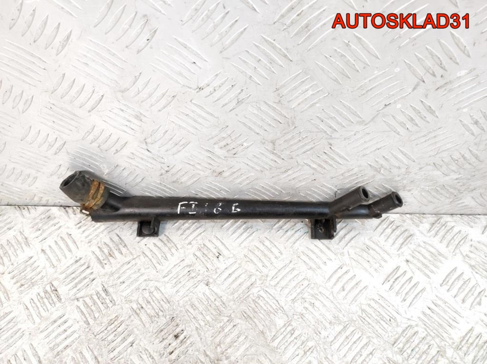 Трубка системы охлаждения Ford Focus 1 1,8 Бензин 98AB8274BF, 1200 рублей, Дубовое