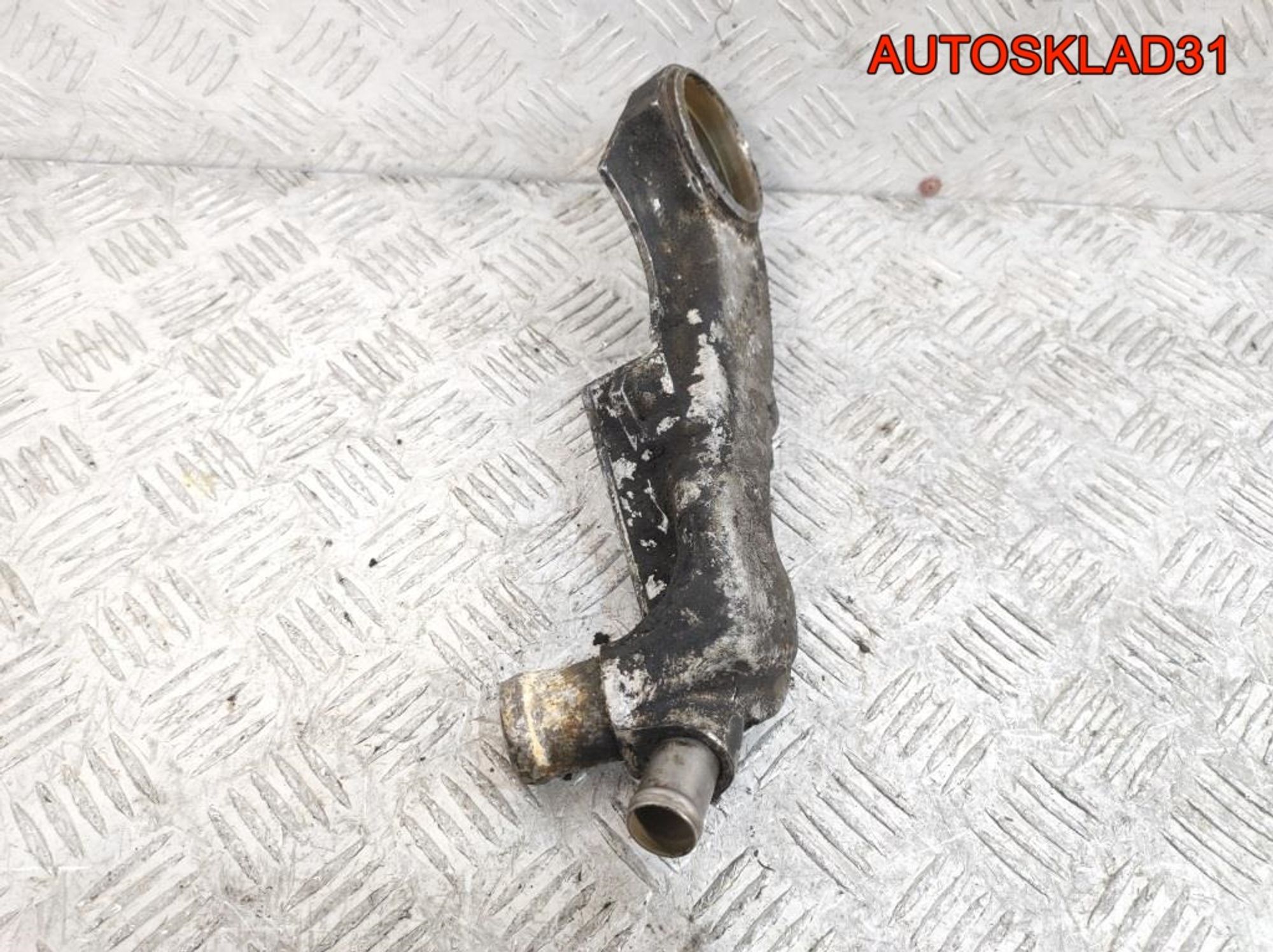 Корпус термостата Audi A6 C5 2,4 ARJ Бензин 078121121J, 10000 рублей, Дубовое