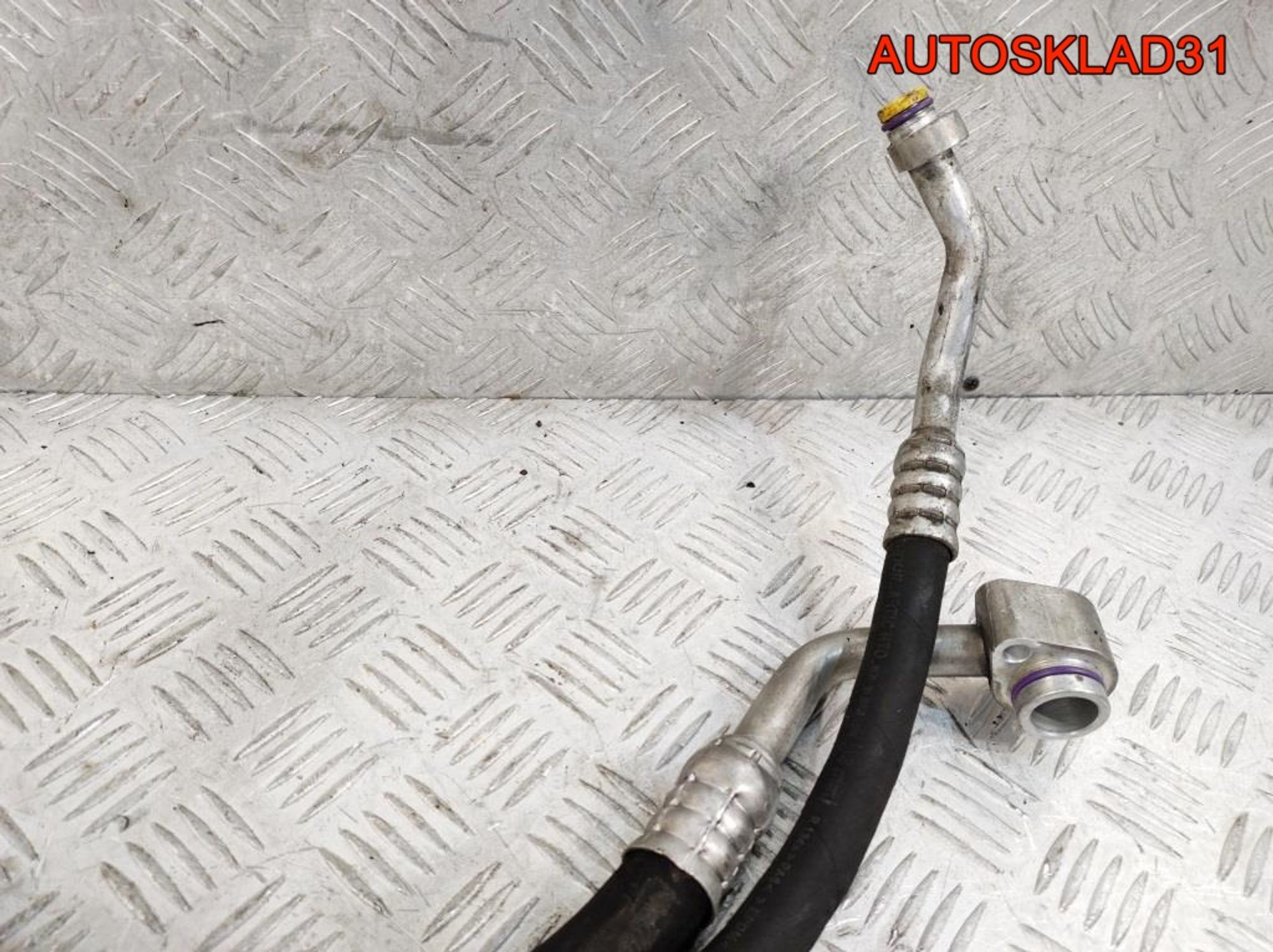 Трубка кондиционера Audi A8 D3 6.0BHT Бензин 4E0260701F, 2700 рублей, Дубовое