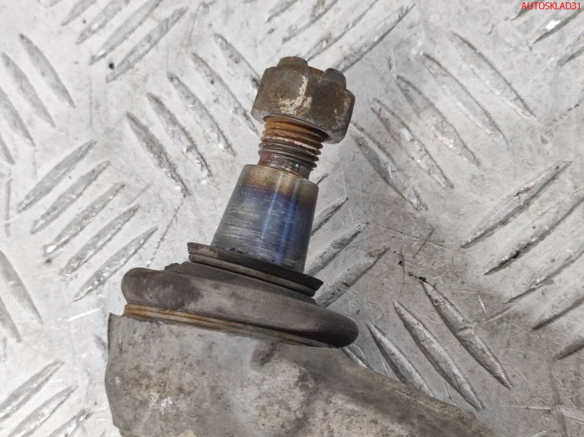 Рычаг передний правый верхний Mercedes GLK X204 A2043308211, 2000 рублей, Дубовое