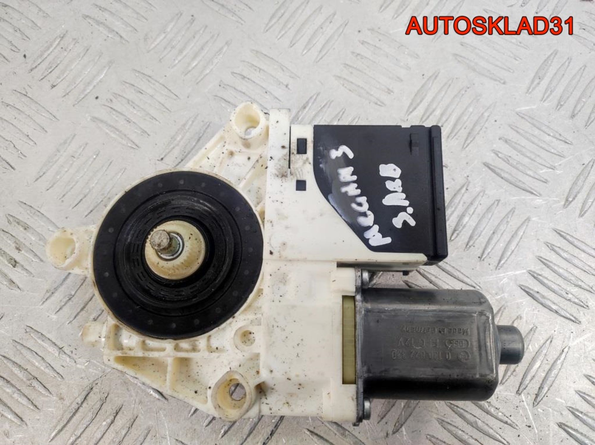 Моторчик стеклоподъемника зад лев Renault Megane 3, 1800 рублей, Дубовое