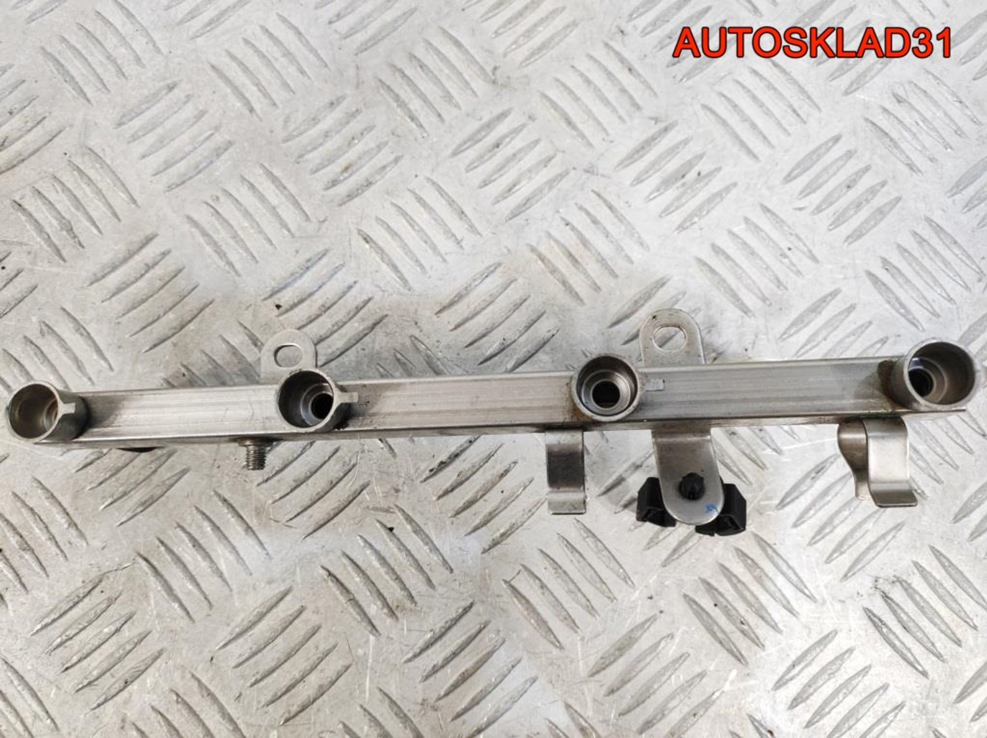 Рейка топливная Opel Astra J 1,4 A14NET 55565971, 900 рублей, Дубовое