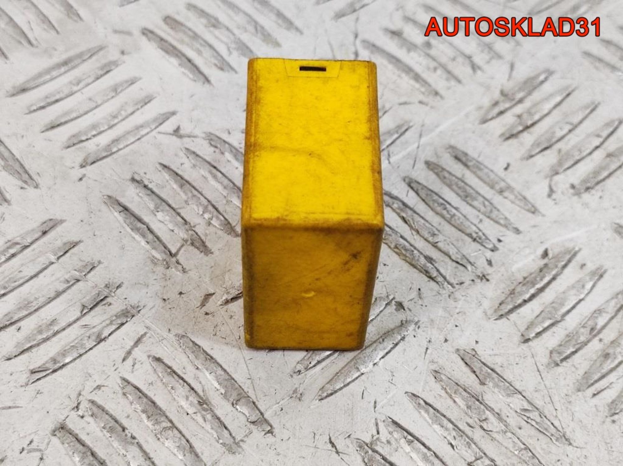 Реле поворотов Opel Astra G 09134880, 700 рублей, Дубовое