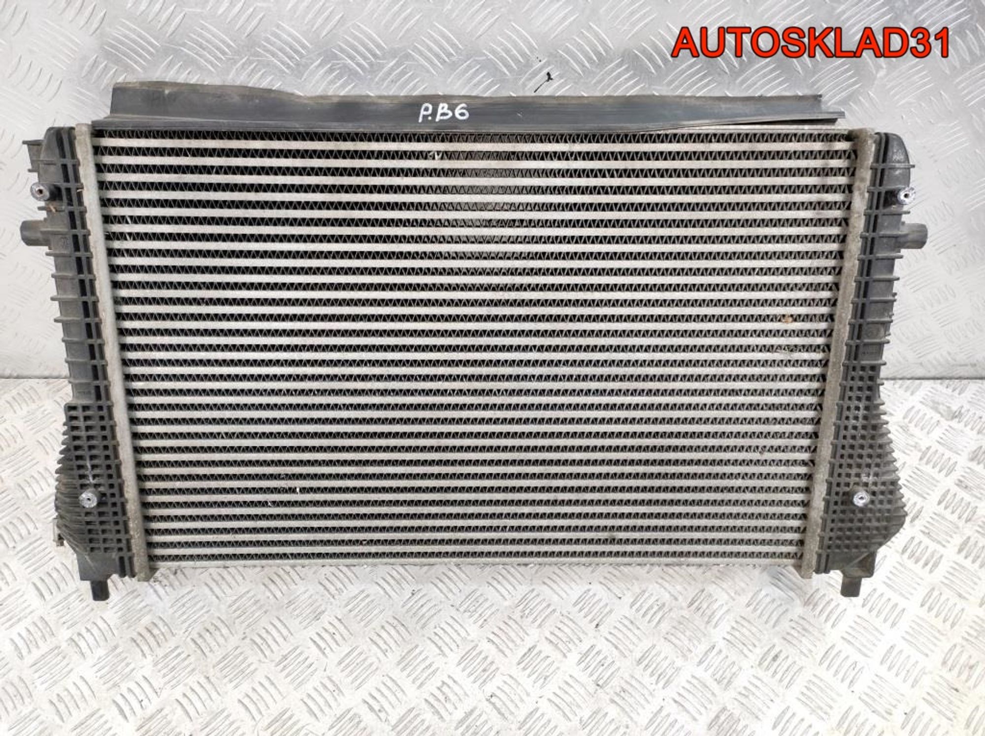 Интеркулер VW Passat B6 2,0 Дизель 3C0145805AD, 4000 рублей, Дубовое