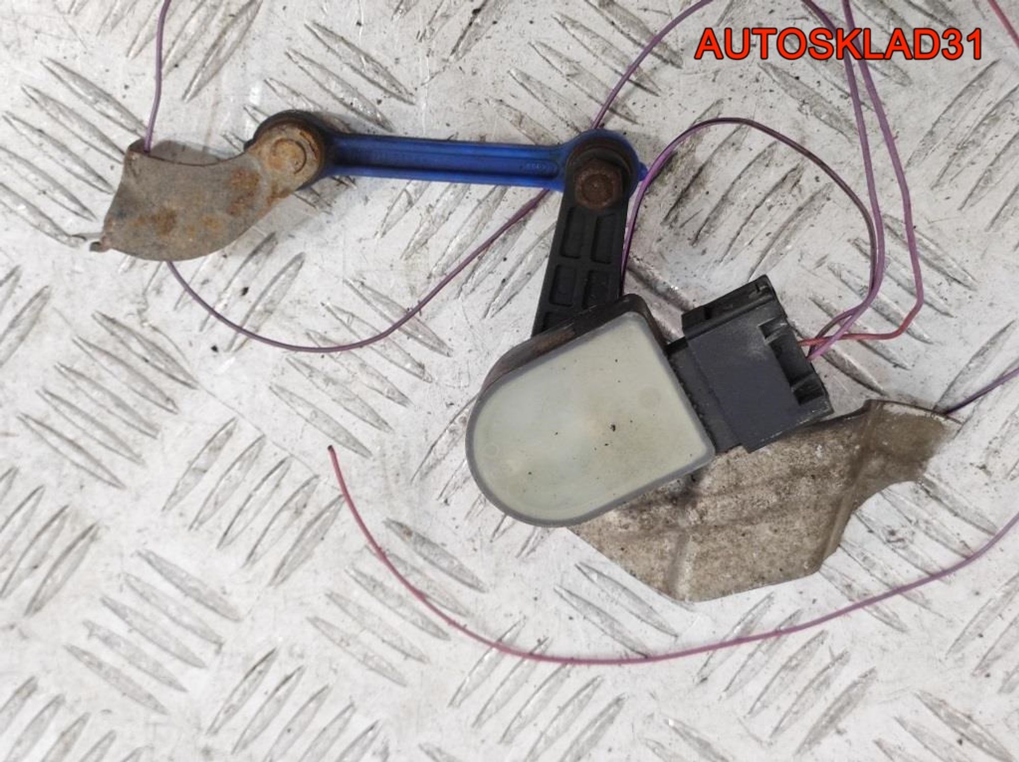 Датчик дорожного просвета Audi A4 B7 8E0907503, 1500 рублей, Дубовое