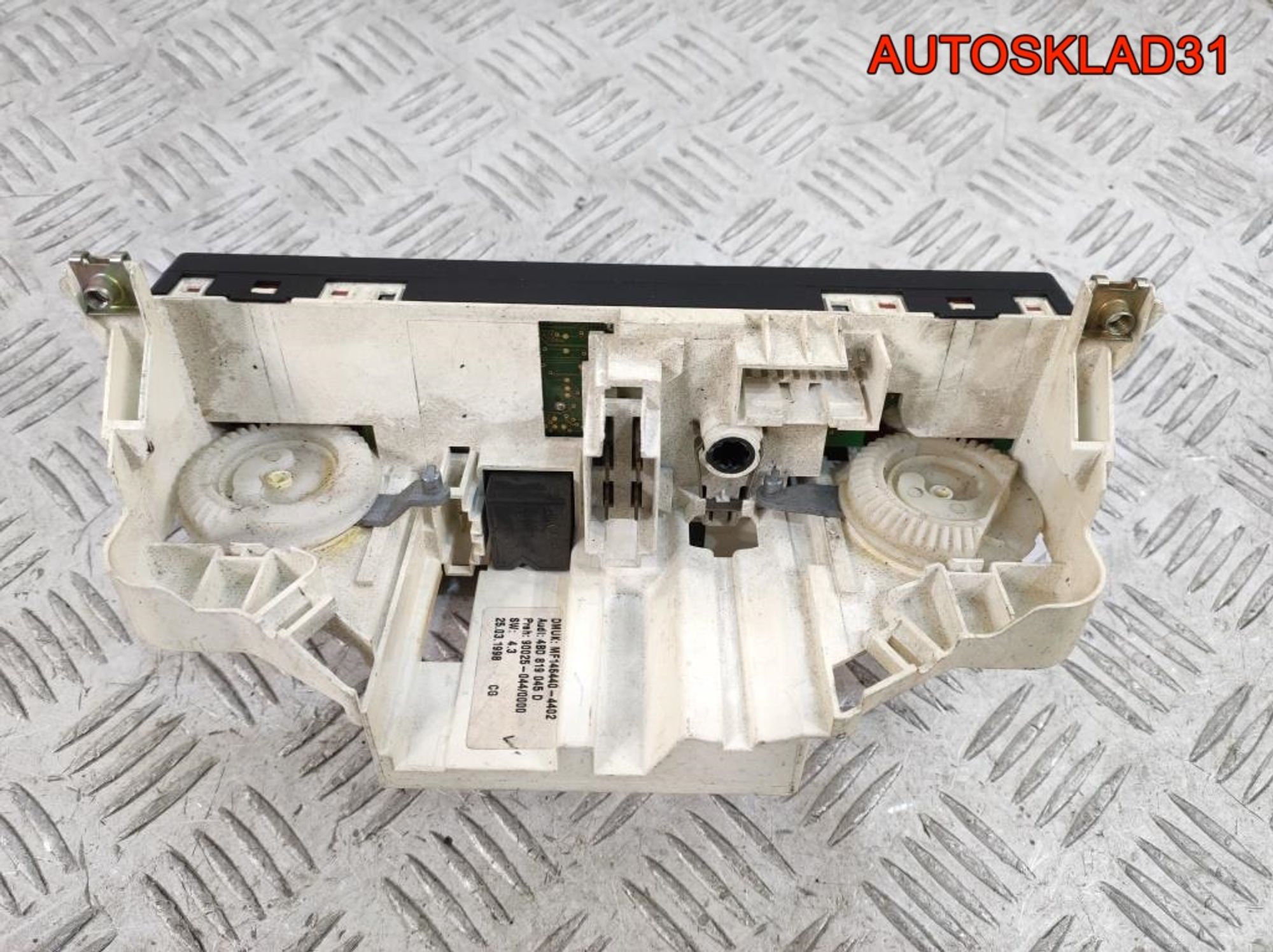 Блок управления отопителем Audi A6 C5 4B0819045D, 1500 рублей, Дубовое