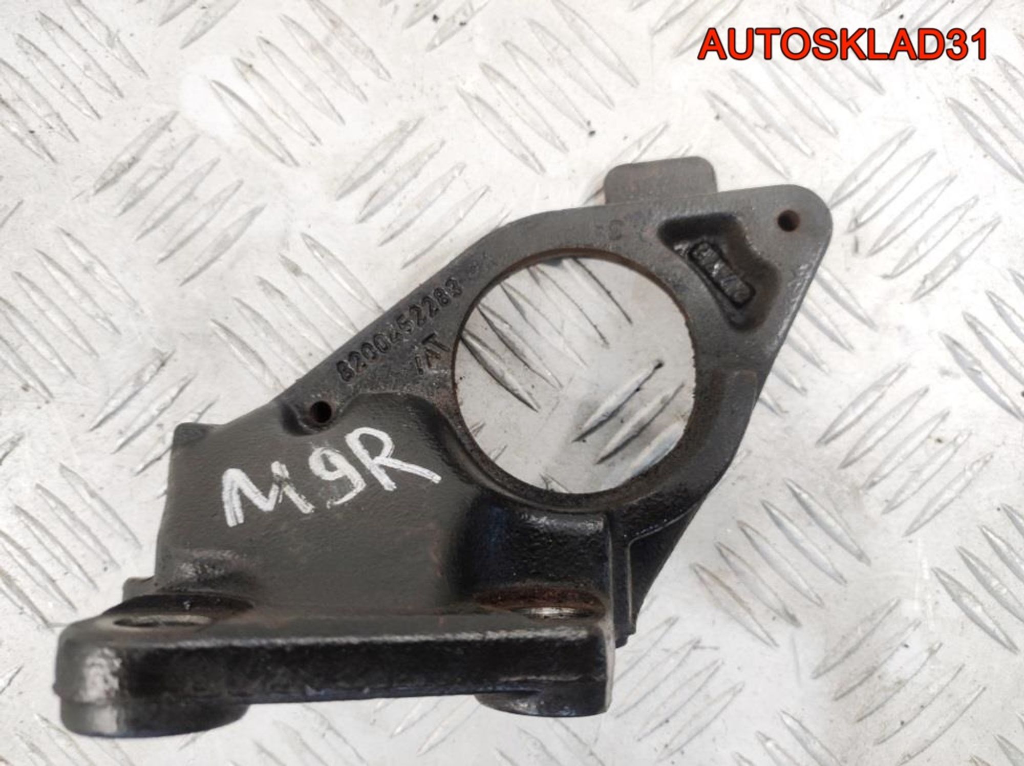 Кронштейн промежуточного вала Renault Trafic 2 8200186845, 1500 рублей, Дубовое