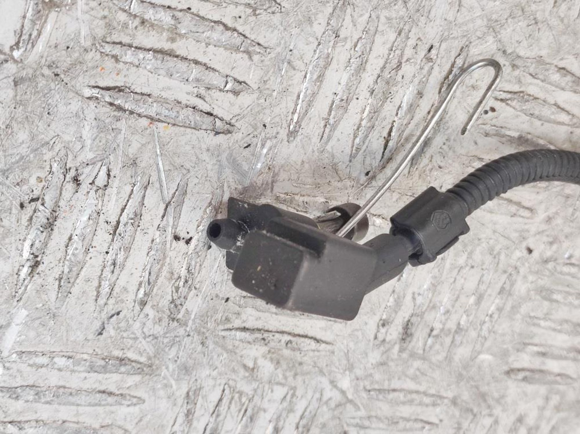 Датчик положения коленвала VW Golf 4 1,4 APE Бензин, 1000 рублей, Дубовое