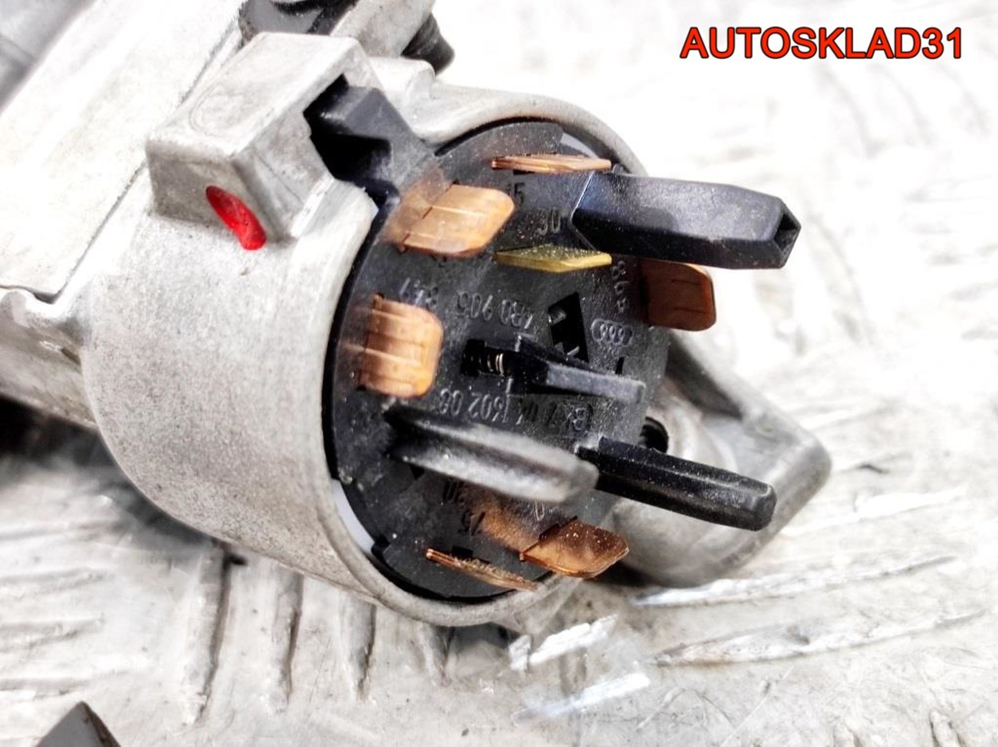 Комплект замок зажигания и личинки с ключом VW Passat B5 4B0905851B, 4500 рублей, Дубовое