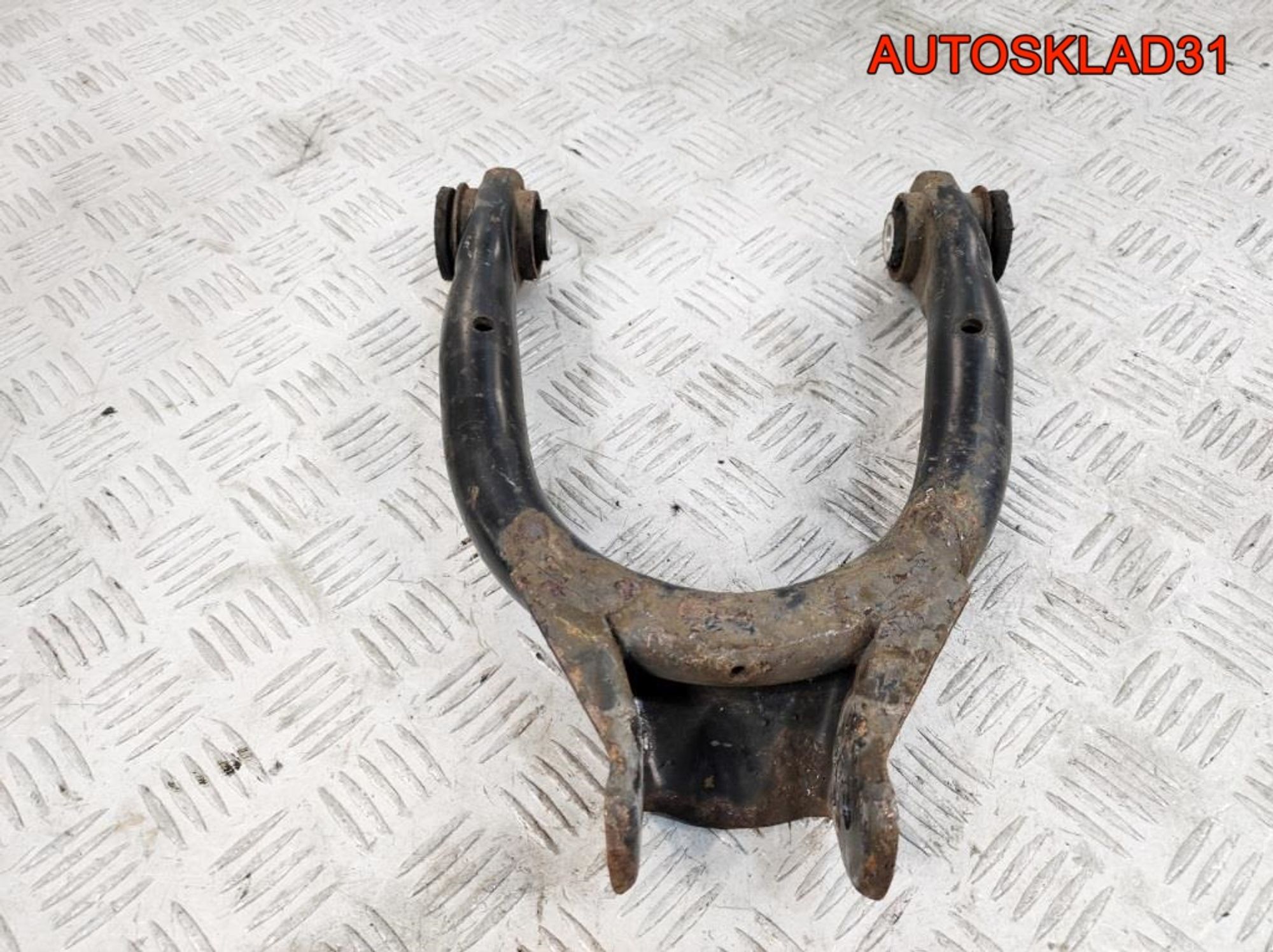 Рычаг задний верхний VW Passat B5 8E0505323D, 1400 рублей, Дубовое