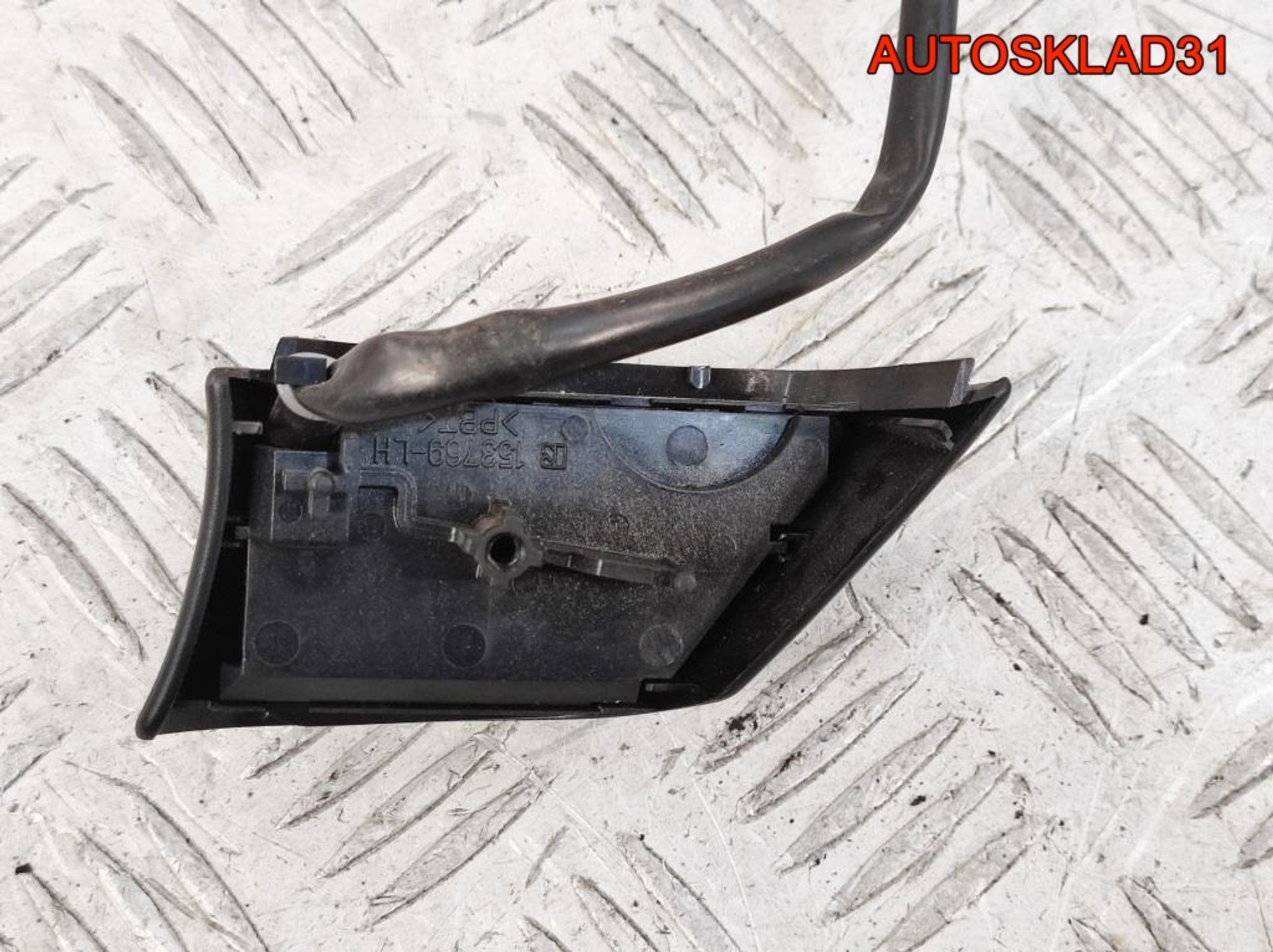 Кнопки на руль Mazda 3 BK 153769LH, 1000 рублей, Дубовое