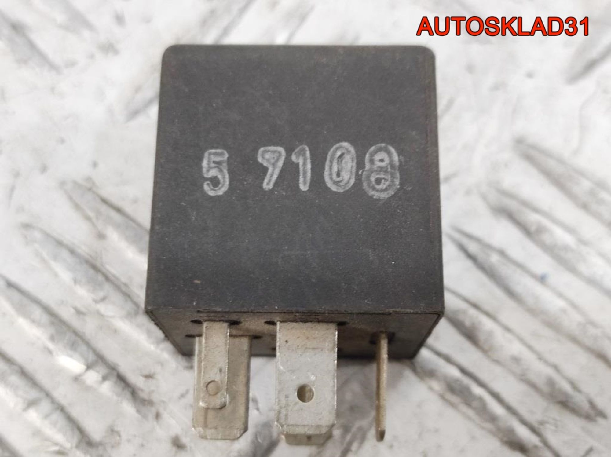 Реле стеклоочистителей №19 Audi 100 C4 191955531, 600 рублей, Дубовое