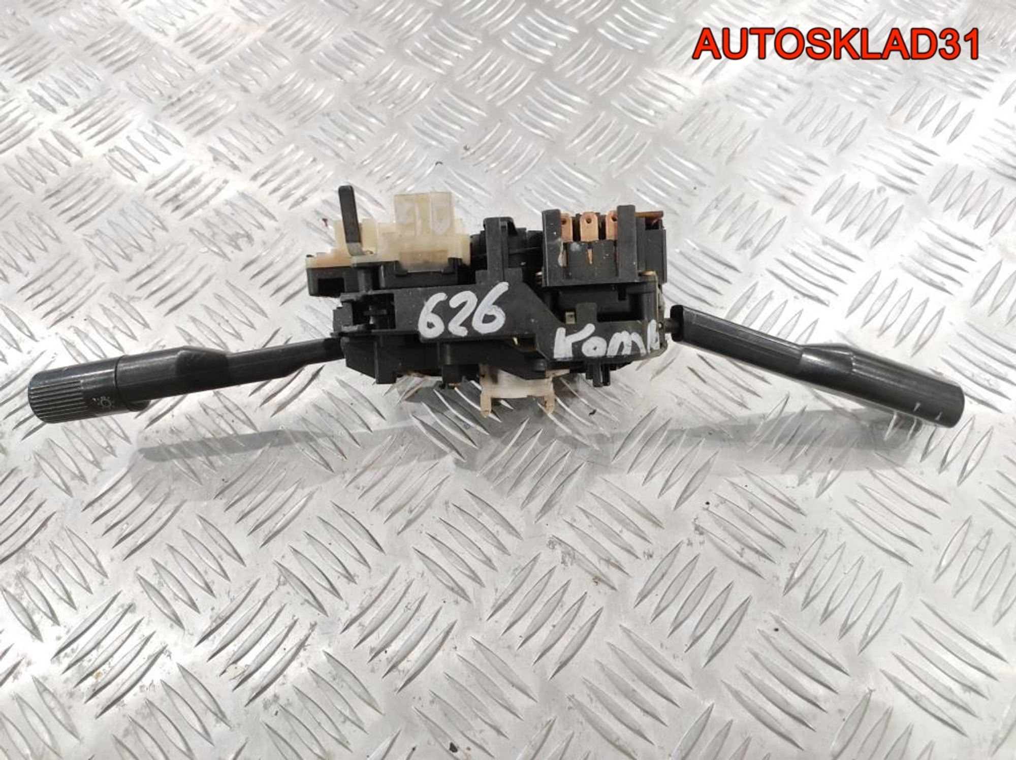 Переключатель подрулевой Mazda 626 GD 177698, 1500 рублей, Дубовое