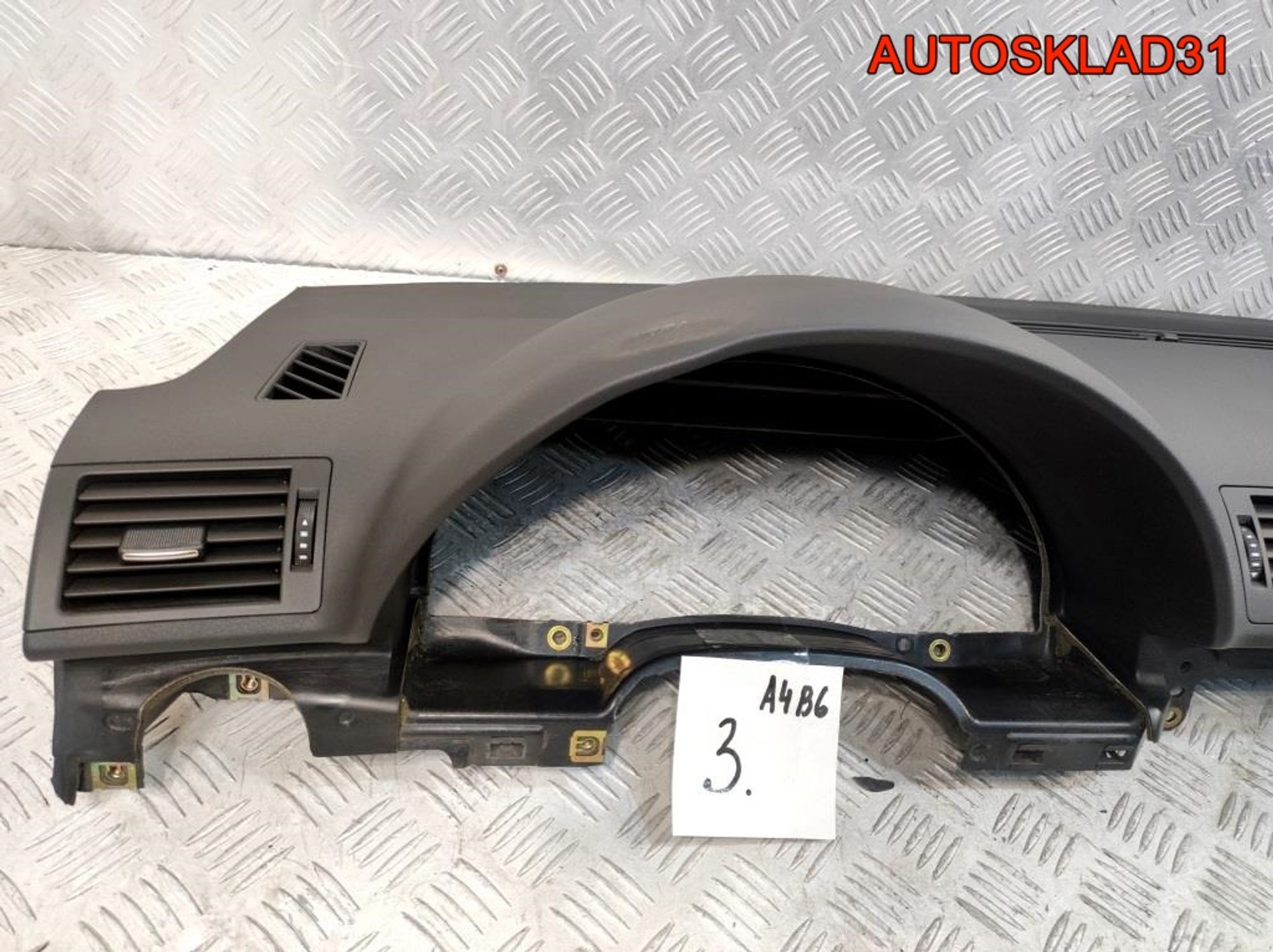 Торпедо Голое Audi A4 B6 8E1857067A, 7000 рублей, Дубовое