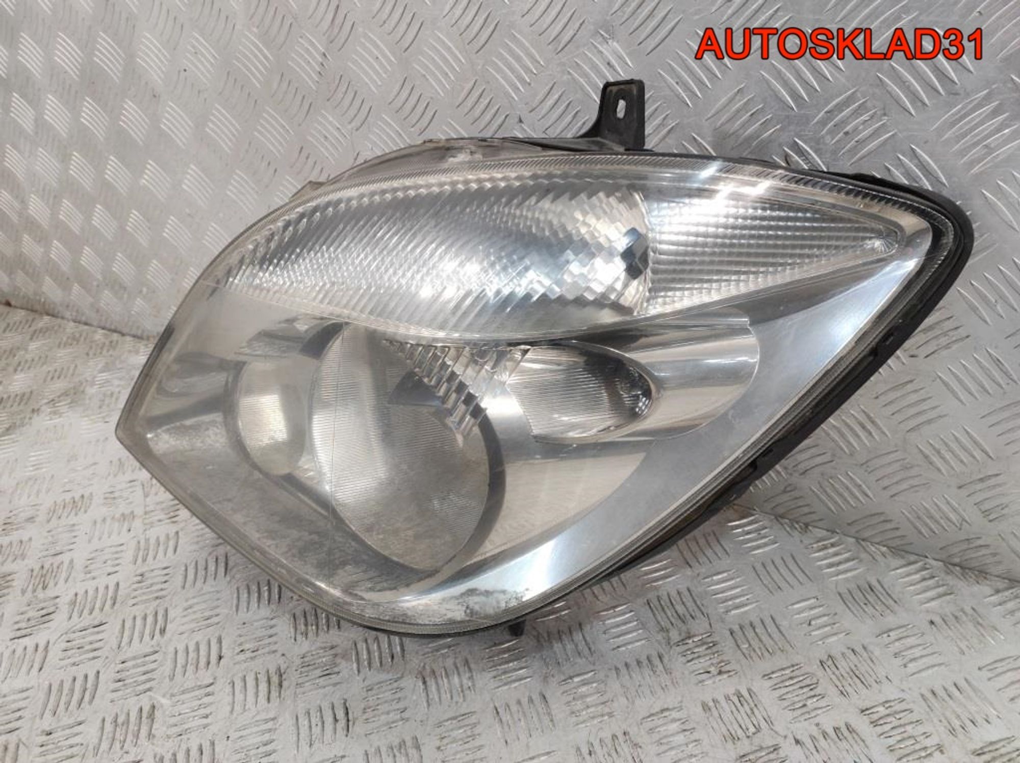 Фара левая Mercedes Benz Sprinter 906 A9068200161, 1800 рублей, Дубовое