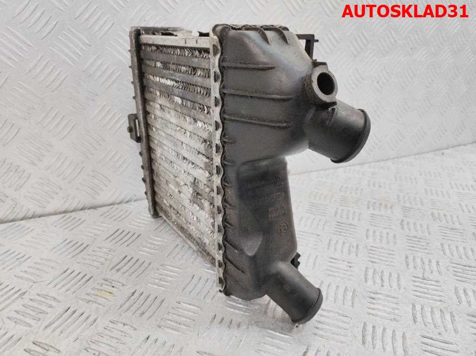 Интеркулер Smart Roadster W452 0003007V005000000, 2000 рублей, Дубовое