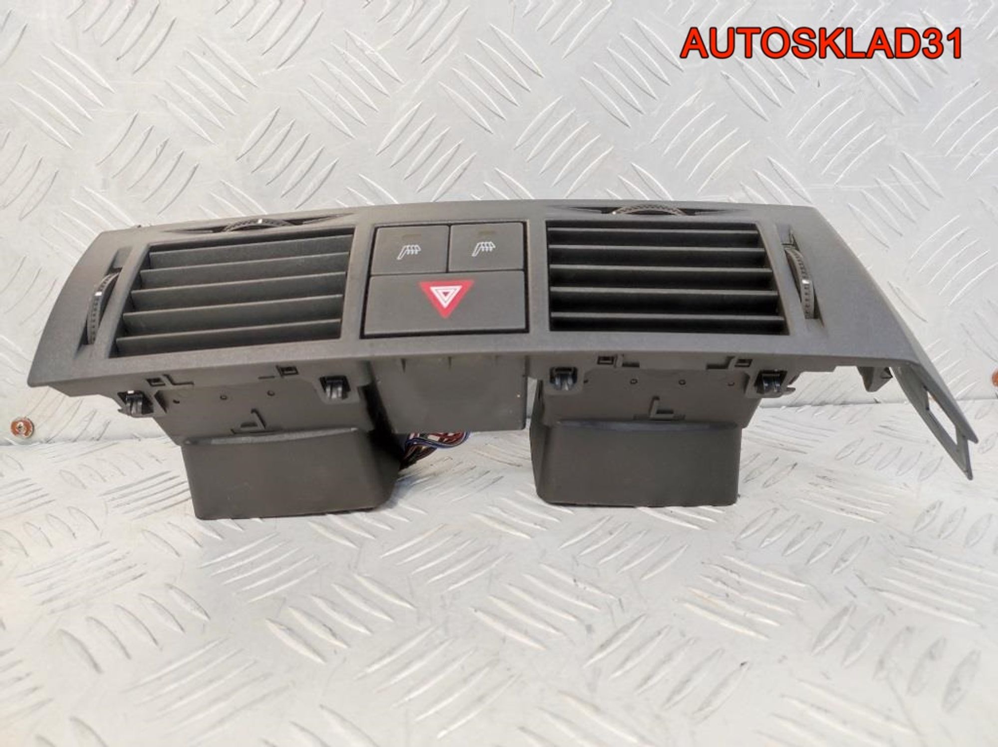 Дефлектор центр в сборе Opel Meriva A 93332971, 2500 рублей, Дубовое