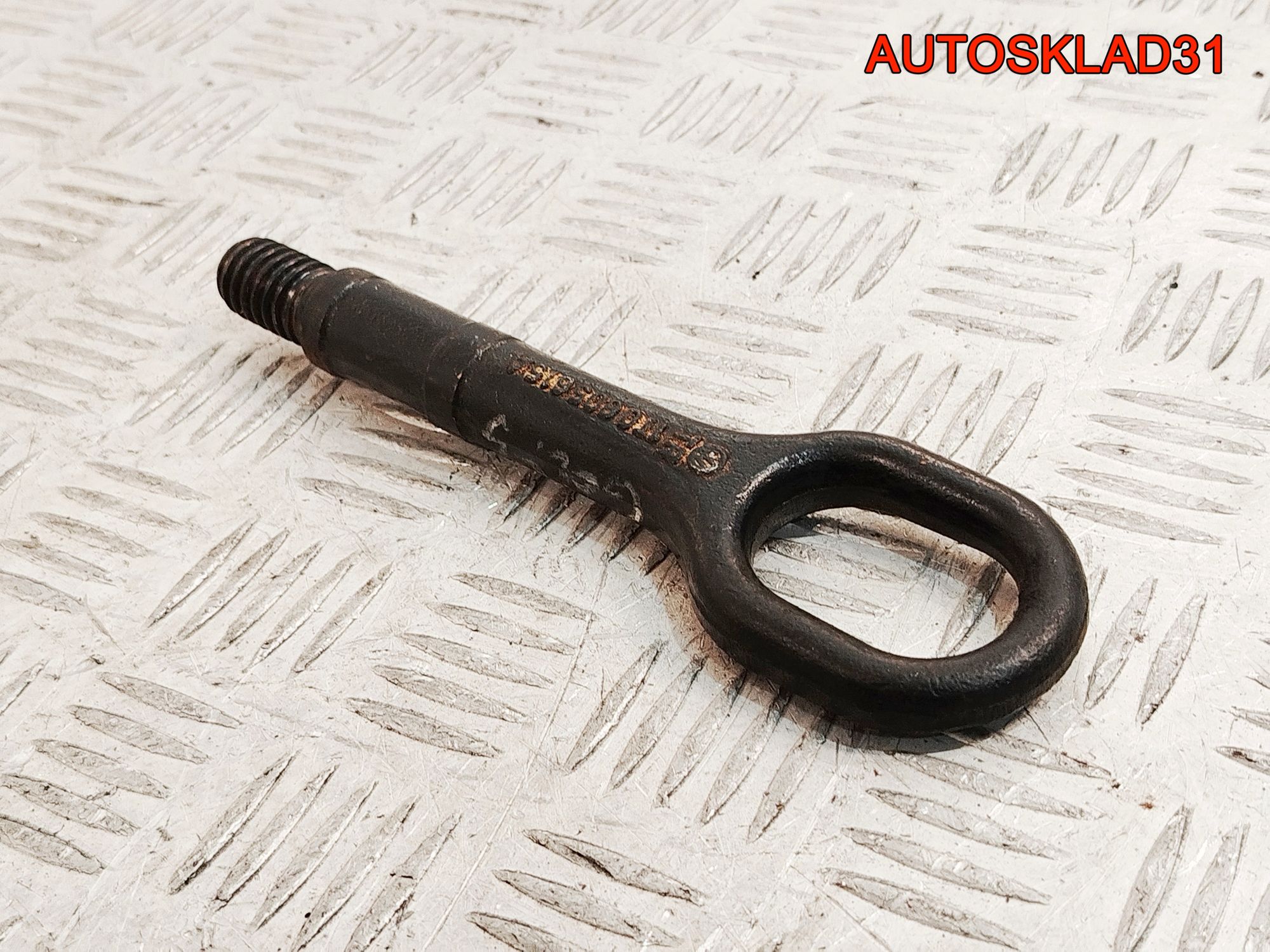 Крюк буксировочный Audi A3 8P 1T0805615A, 1500 рублей, Дубовое