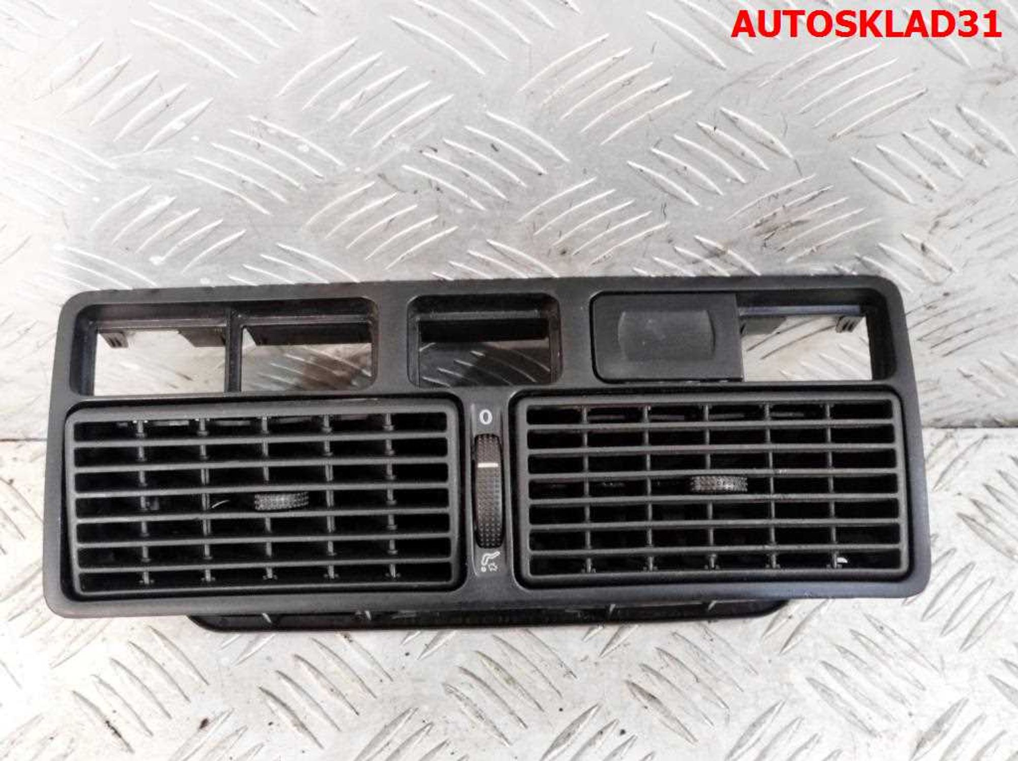 Дефлектор воздушный центральный VW Golf 4 1J0819728C, 1500 рублей, Дубовое