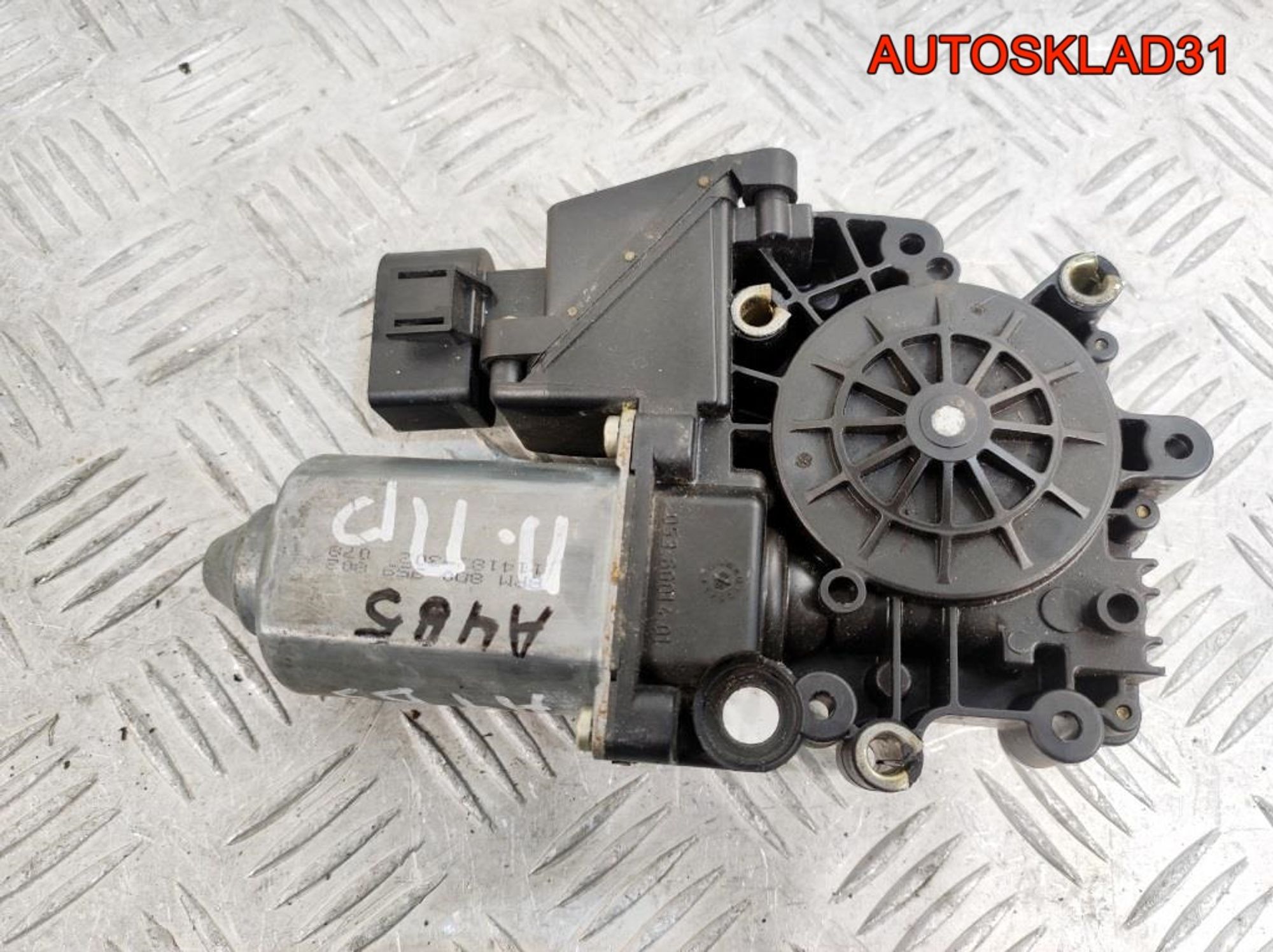 Моторчик стеклоподъёмника п/п Audi A4 Б5 8D0959802D, 800 рублей, Дубовое