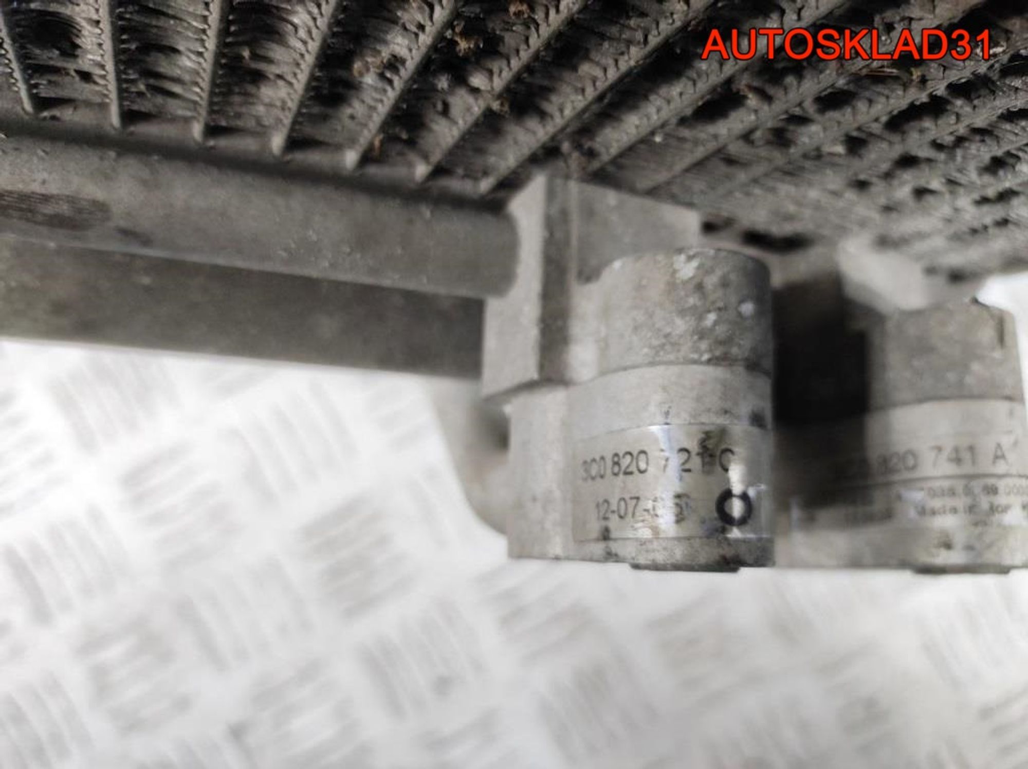 Радиатор кондиционера VW Passat B6 3C0820411G, 2500 рублей, Дубовое