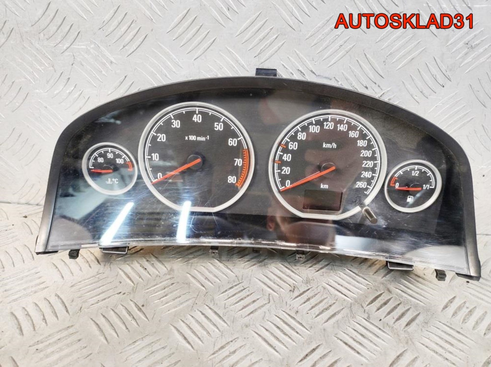 Панель приборов Opel Vectra C 13193084 Бензин, 2600 рублей, Дубовое