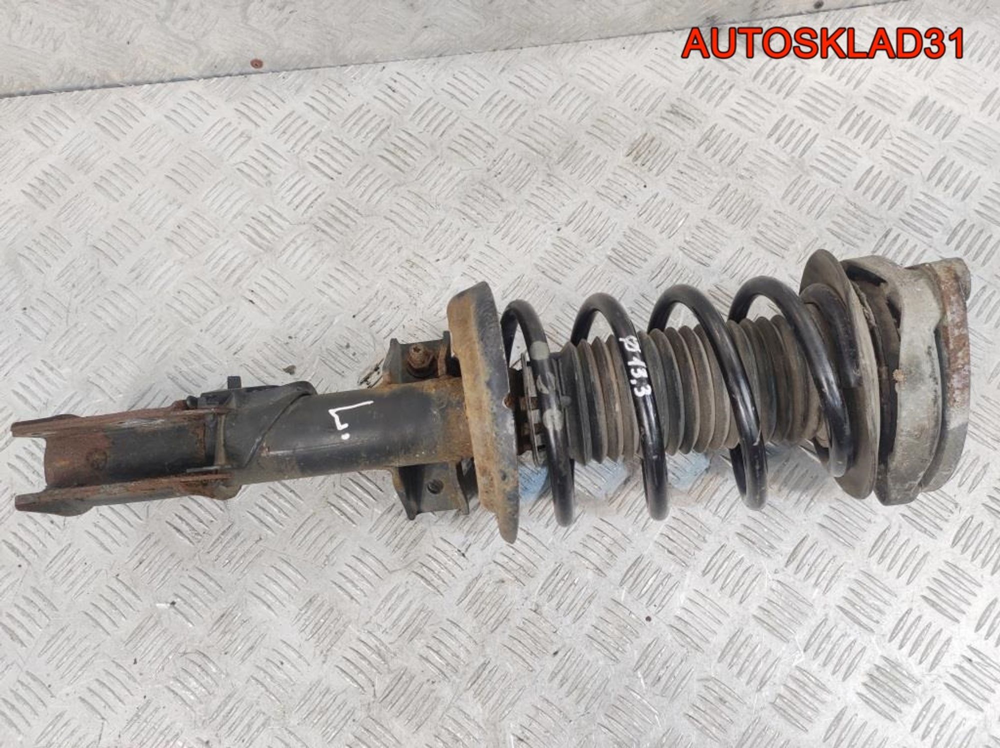 Амортизатор передний левый Mercedes GLK 2,2 651.912 A2043202738, 10000 рублей, Дубовое