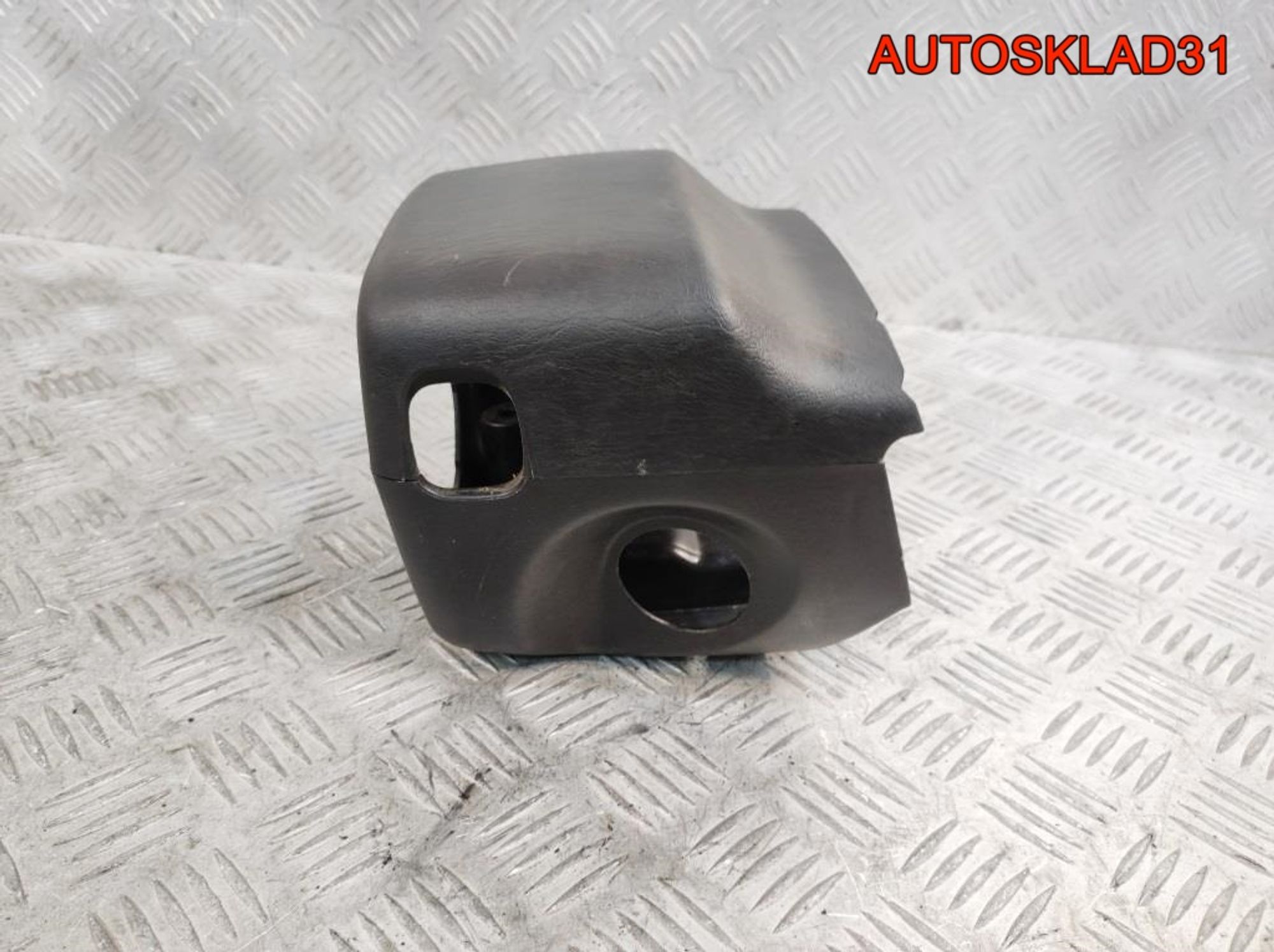 Кожух рулевой колонки Ford Maverick 2 4551438, 900 рублей, Дубовое