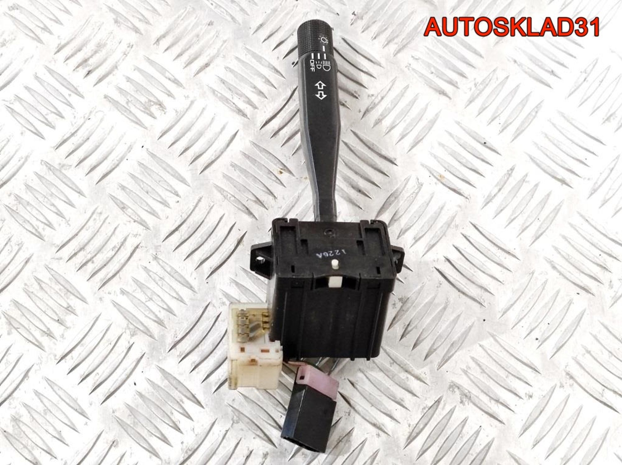 Переключатель поворотов Nissan Micra K10, 700 рублей, Дубовое