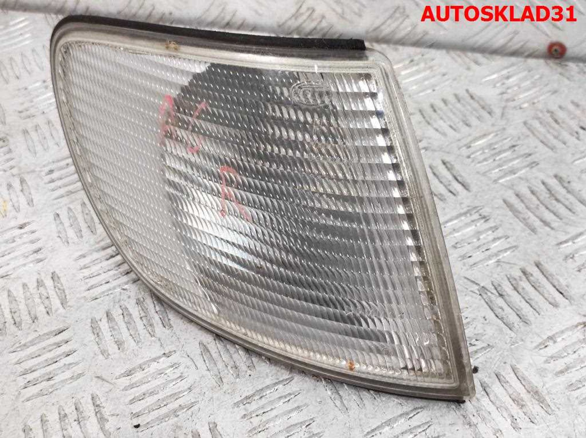 Указатель поворота правый Audi A6 C4 4A0953050D, 3000 рублей, Дубовое