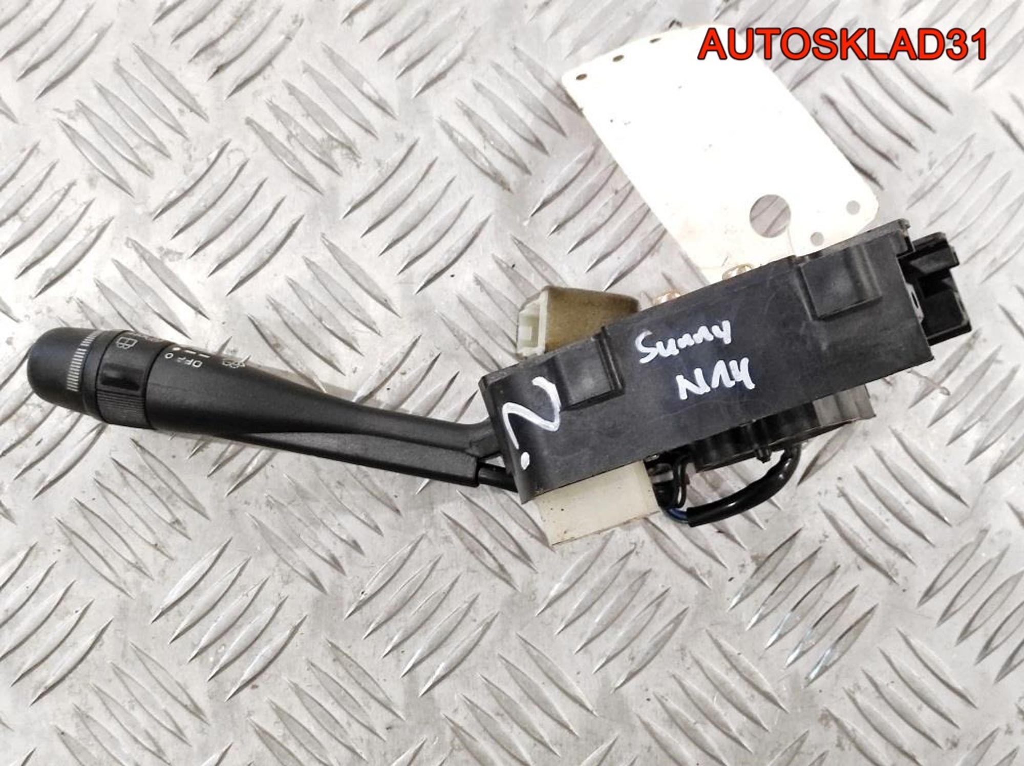 Переключатель стеклоочистителей Nissan Sunny N14, 1200 рублей, Дубовое