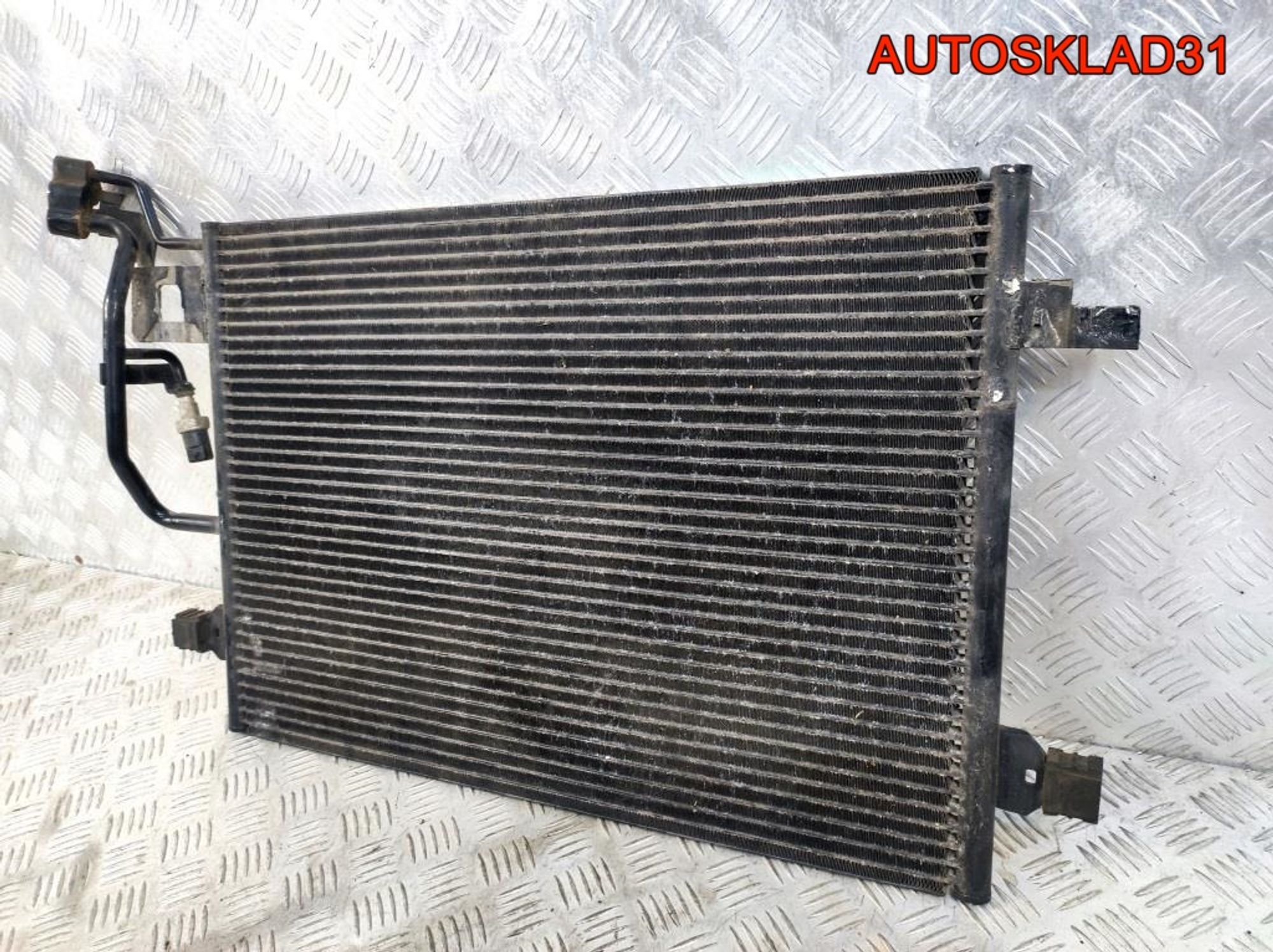 Радиатор кондиционера VW Passat B5 3B0260401, 2500 рублей, Дубовое