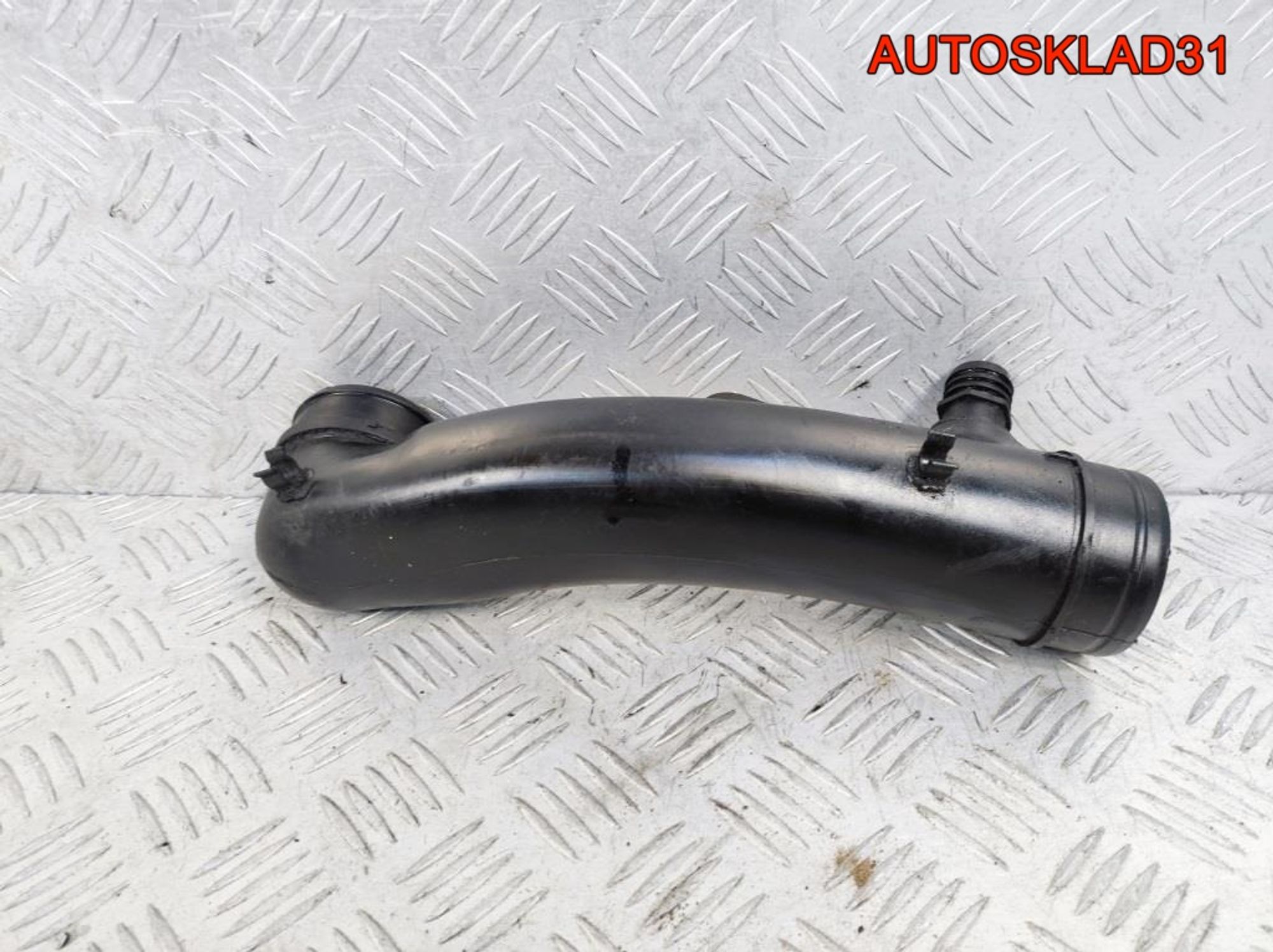 Патрубок интеркулера Volkswagen Sharan 7M3129654K, 2500 рублей, Дубовое