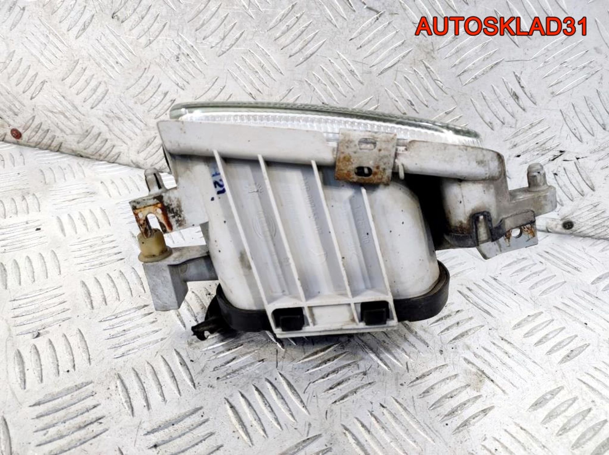 Фара противотуманная правая Mercedes W210 Рест, 1400 рублей, Дубовое