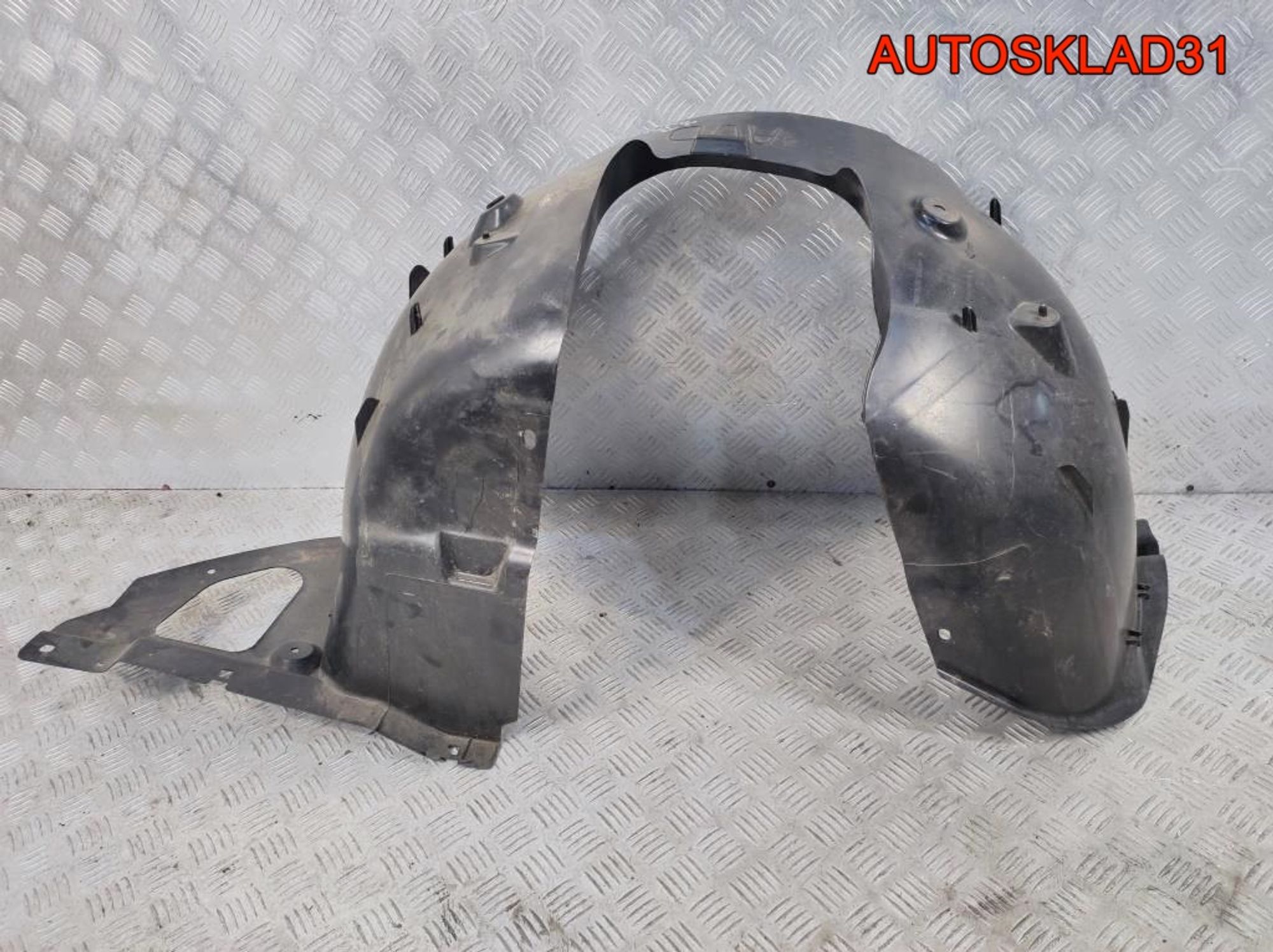 Локер передний правый Peugeot 208 9673768780, 2100 рублей, Дубовое