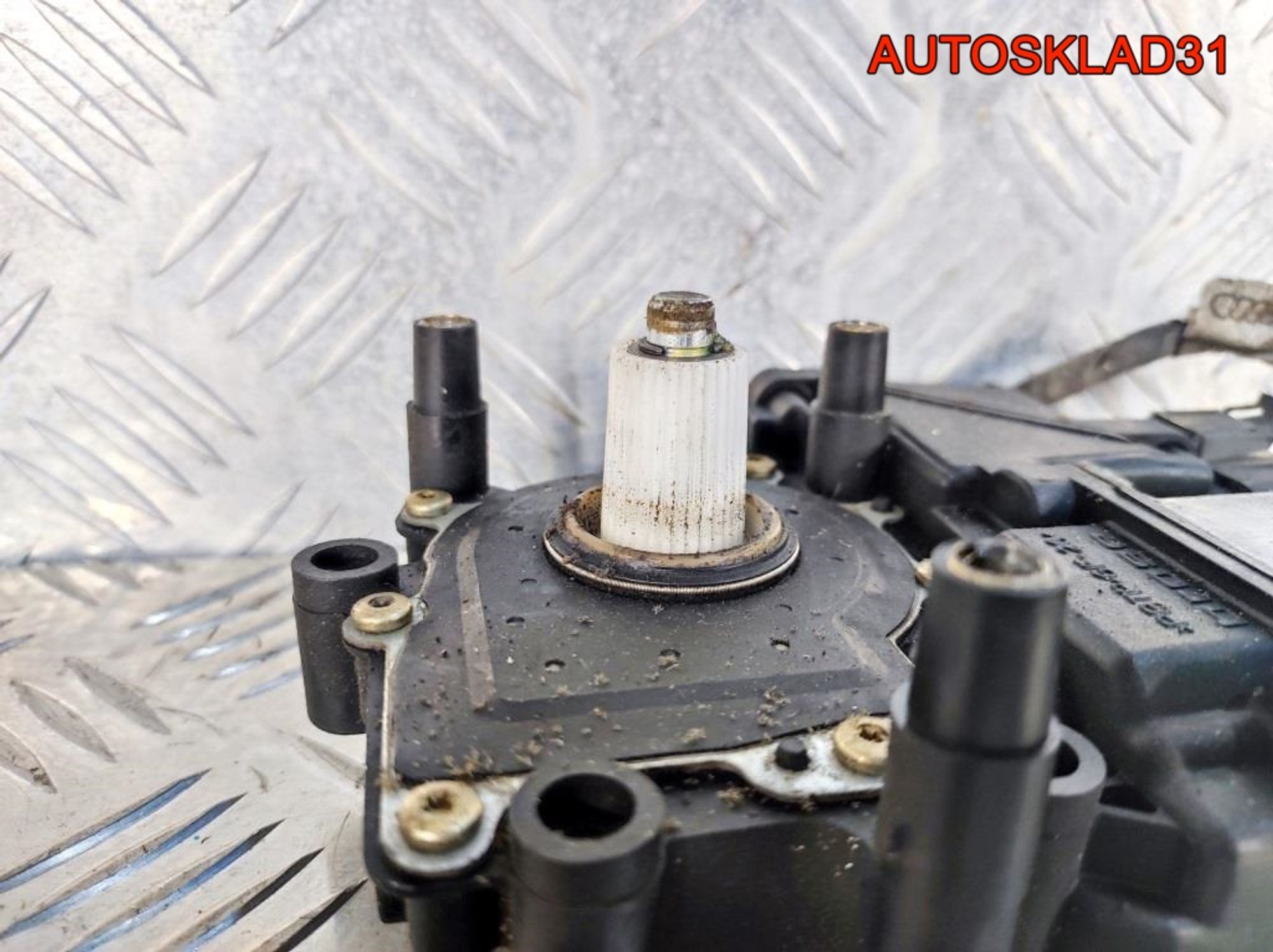 Моторчик стеклоподъёмника Audi A4 Б5 8D0959802B, 800 рублей, Дубовое