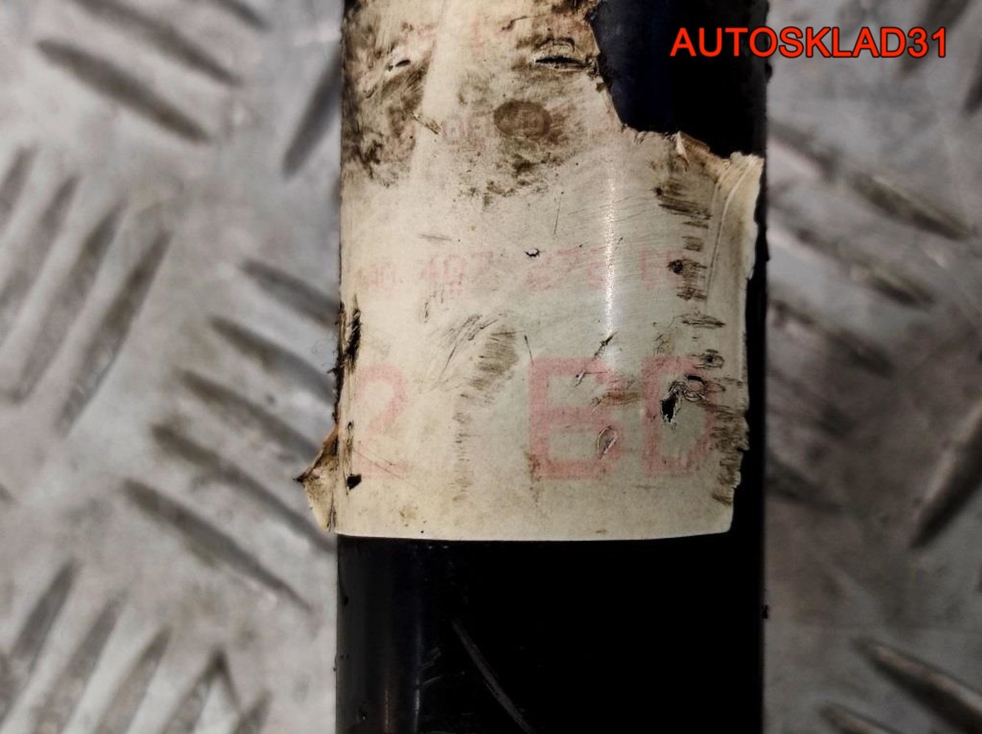 Полуось передняя правая Audi A6 C4 4A0407272BD, 2300 рублей, Дубовое